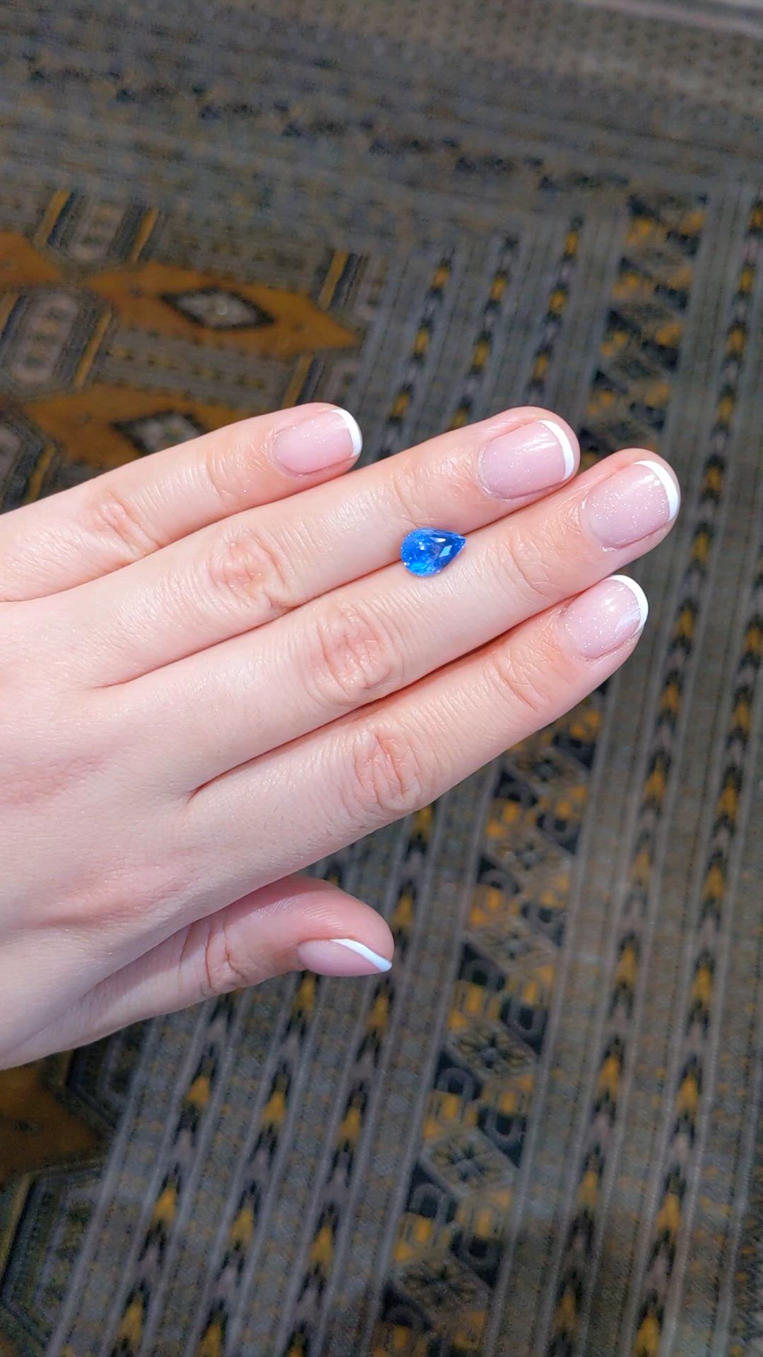 2.87 Ct. Blue Sapphire from Ceylon (Sri Lanka) Size Video