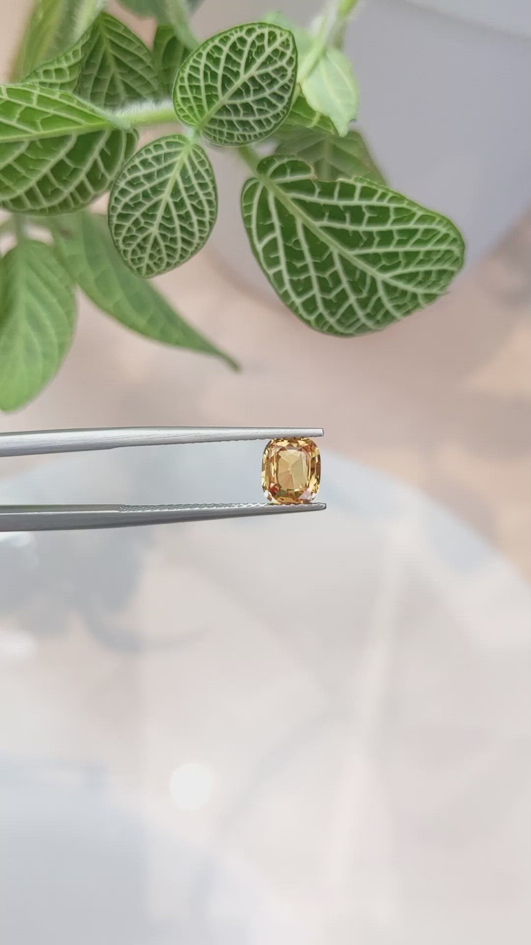 1.15 Ct. Reddish Orange Sapphire from Ceylon (Sri Lanka) Size Video