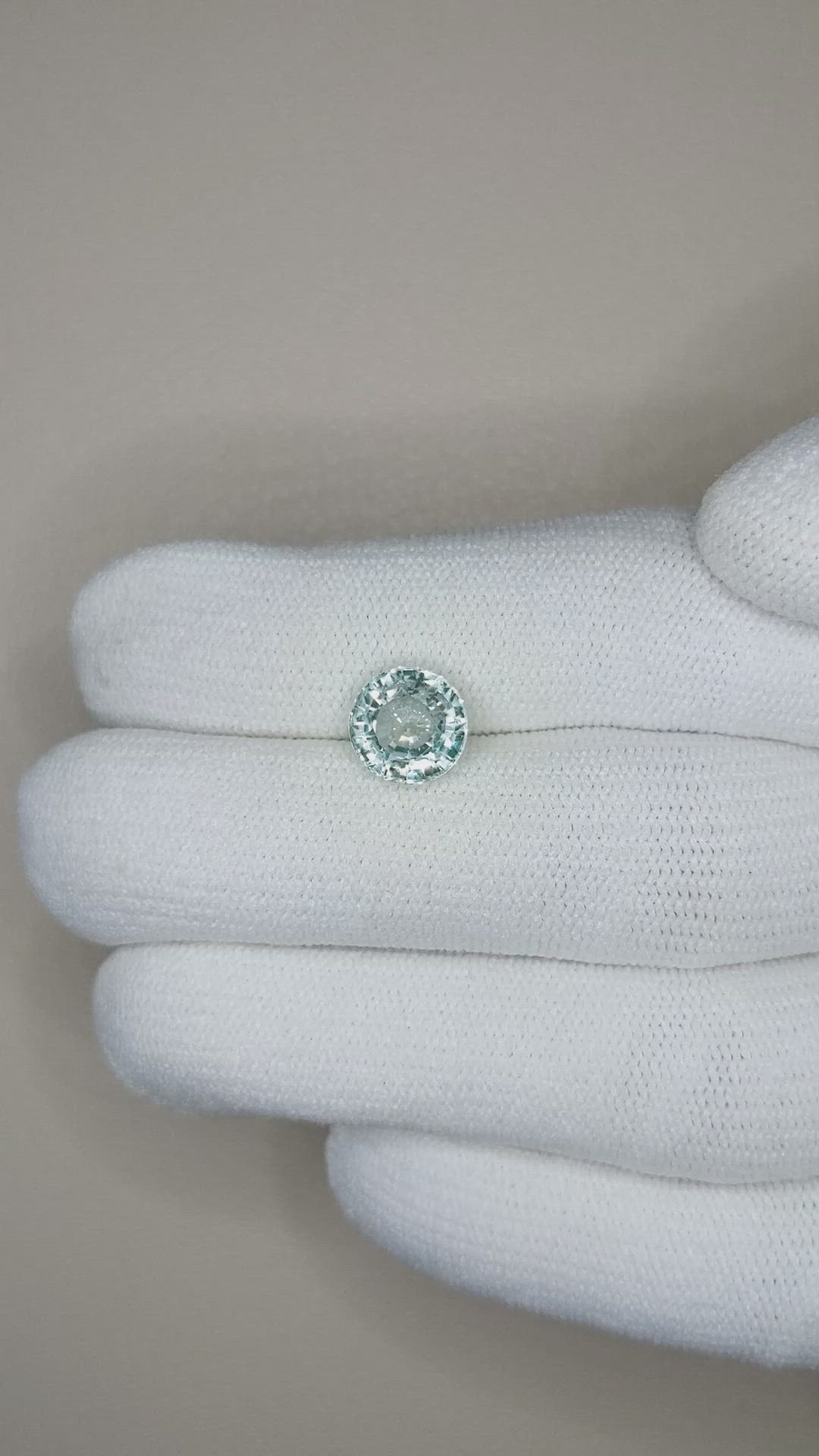 2.69 Ct. Greenish Blue Sapphire from Ceylon (Sri Lanka) Size Video
