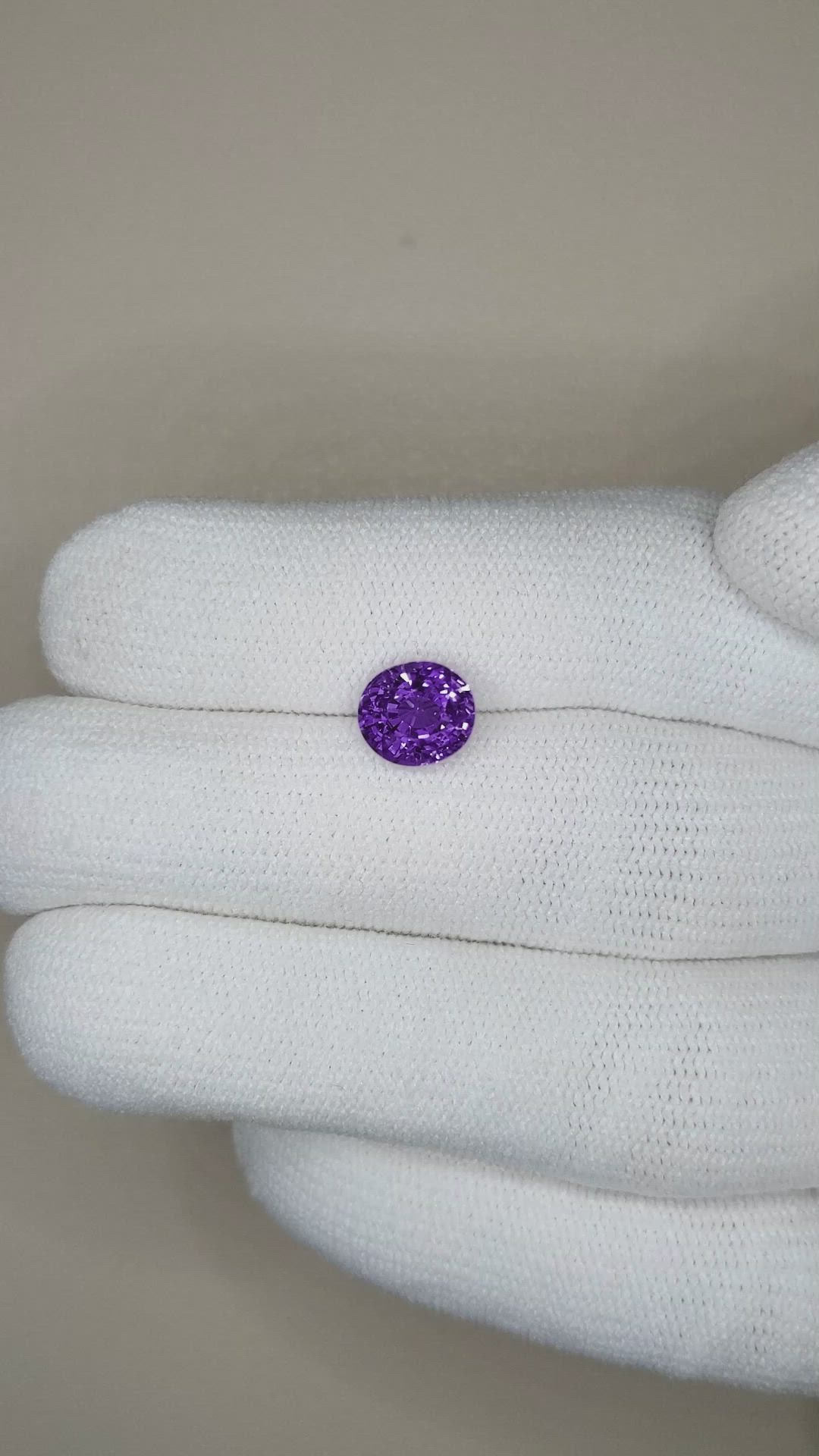 2.26 Ct. Purple Sapphire from Ceylon (Sri Lanka) Size Video