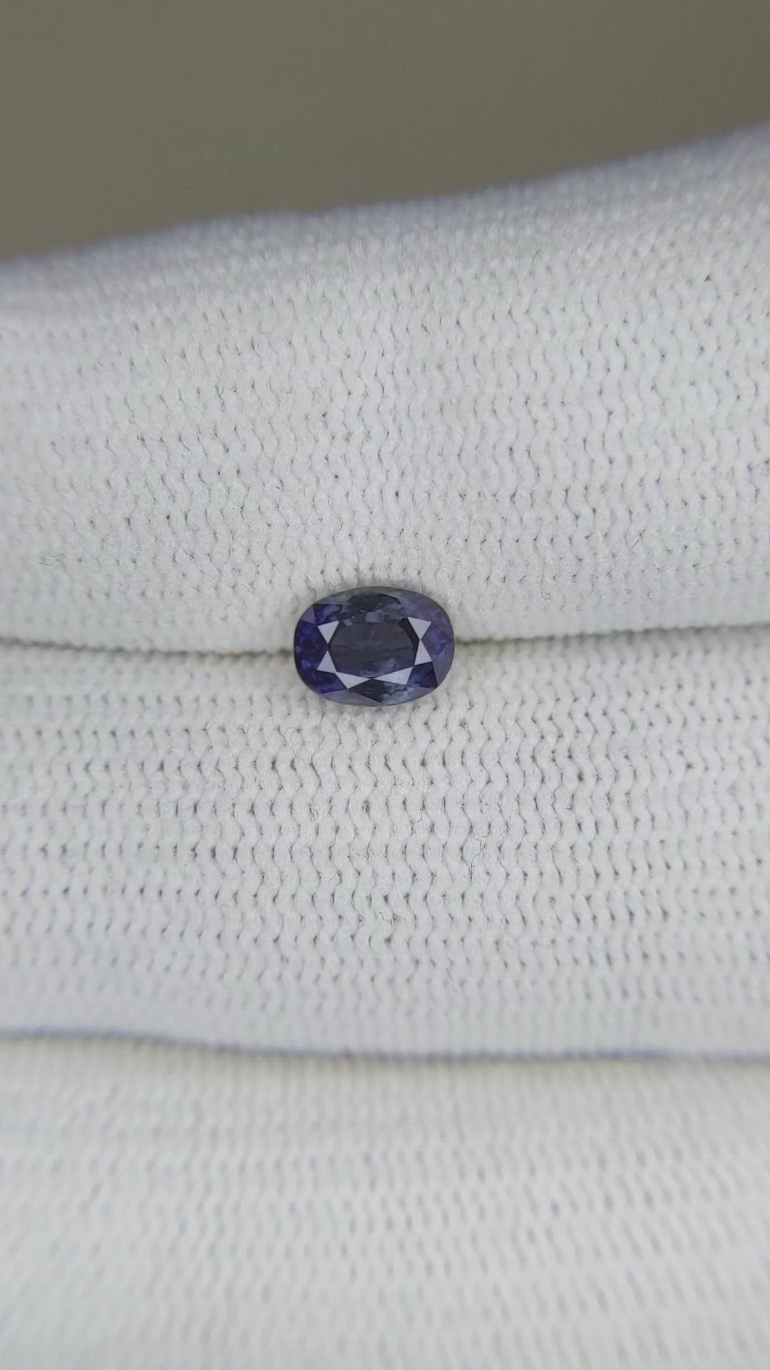 1.02 Ct. Blue Sapphire from Ceylon (Sri Lanka) Size Video