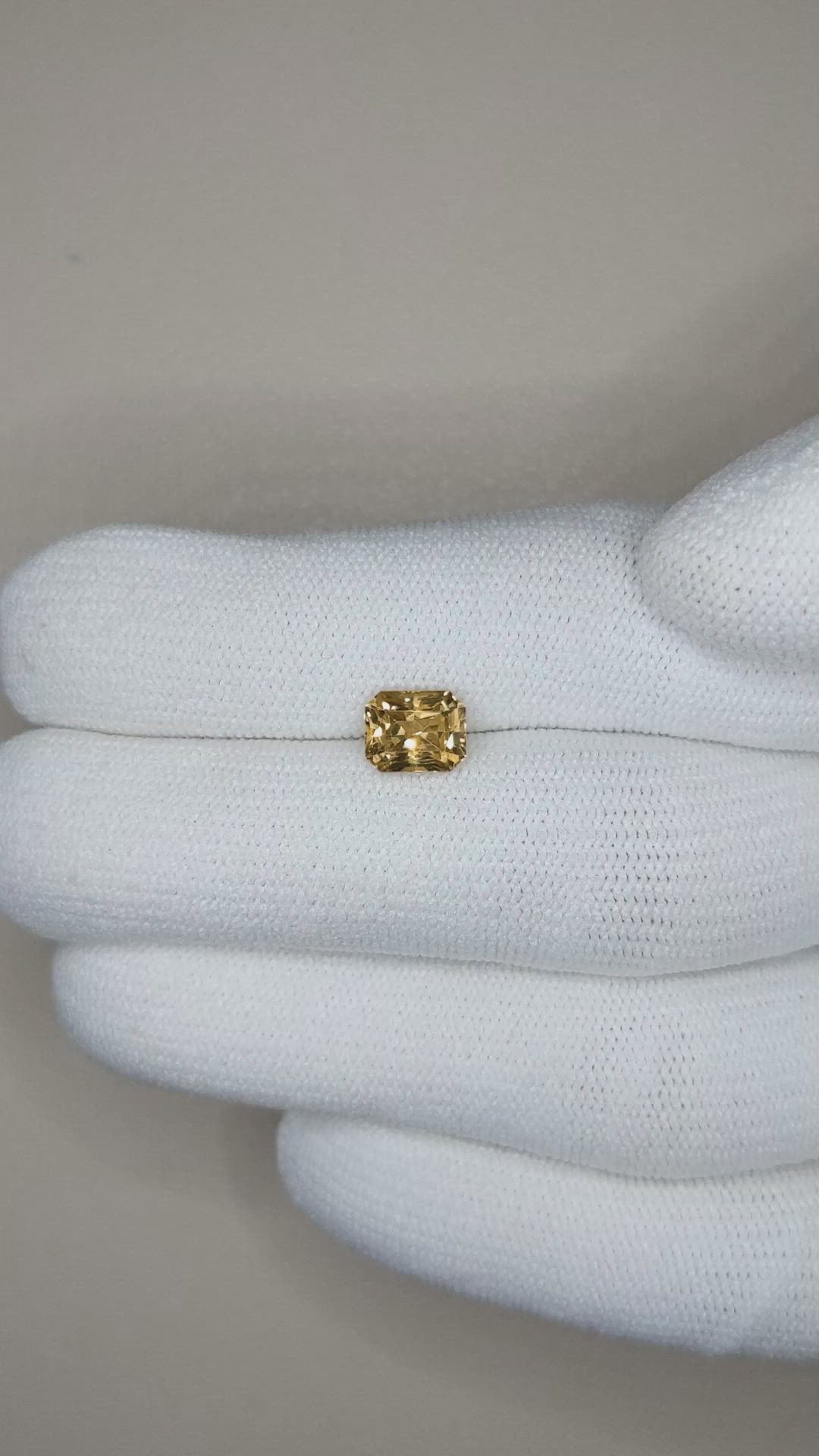 1.50 Ct. Yellowish Brown Sapphire from Ceylon (Sri Lanka) Size Video