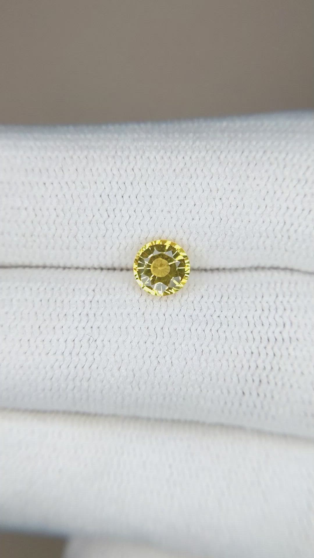 0.70 Ct. Yellow Sapphire from Ceylon (Sri Lanka) Size Video