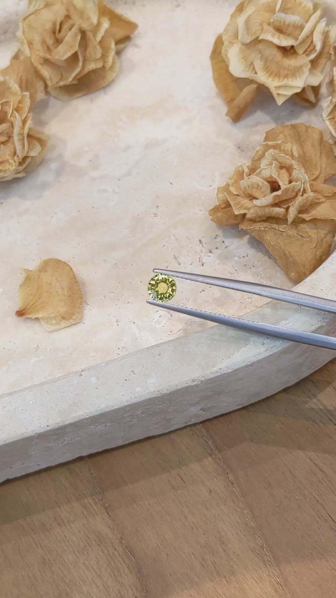 0.70 Ct. Yellow Sapphire from Ceylon (Sri Lanka) Size Video