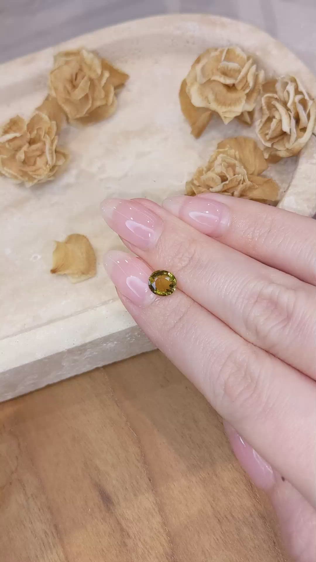 1.36 Ct. Yellowish Brown Sapphire from Ceylon (Sri Lanka) Size Video
