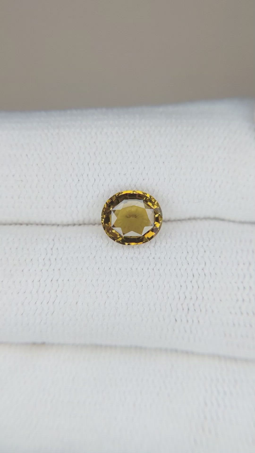 1.36 Ct. Yellowish Brown Sapphire from Ceylon (Sri Lanka) Size Video
