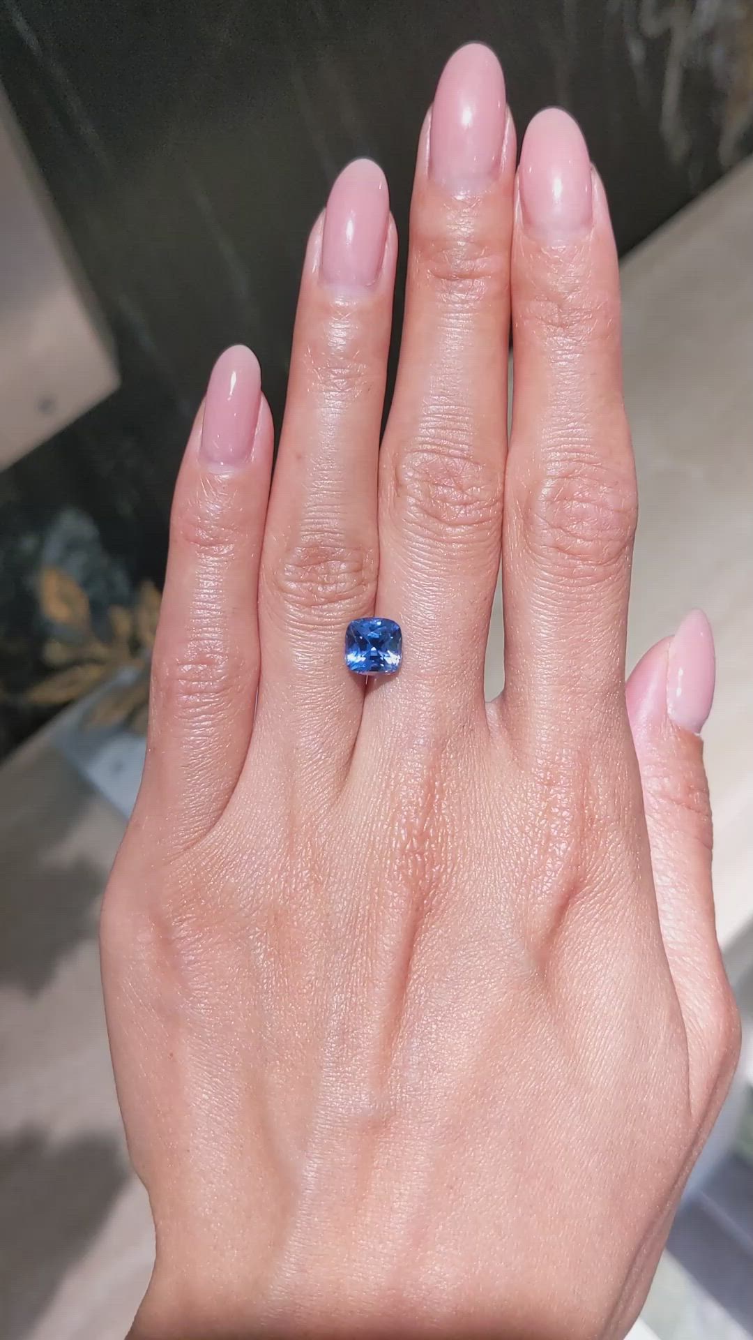 3.13 Ct. Blue Sapphire from Ceylon (Sri Lanka) Size Video