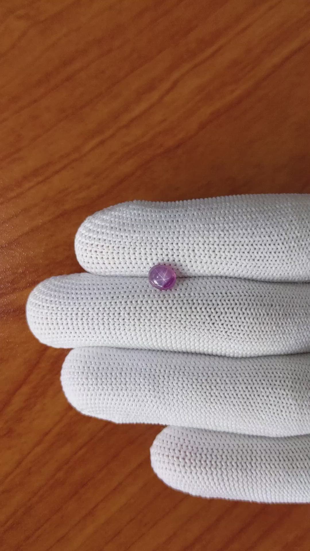 0.95 Ct. Bi Color Star Sapphire from Ceylon (Sri Lanka) Size Video