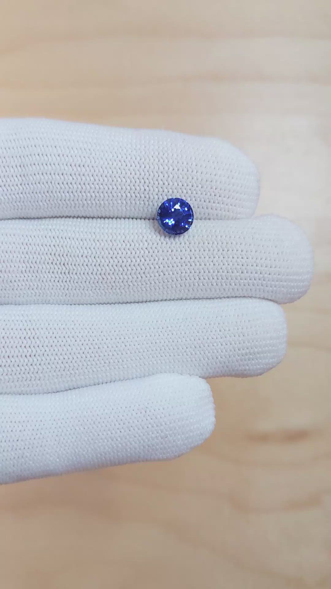 1.76 Ct. Blue Sapphire from Ceylon (Sri Lanka) Size Video