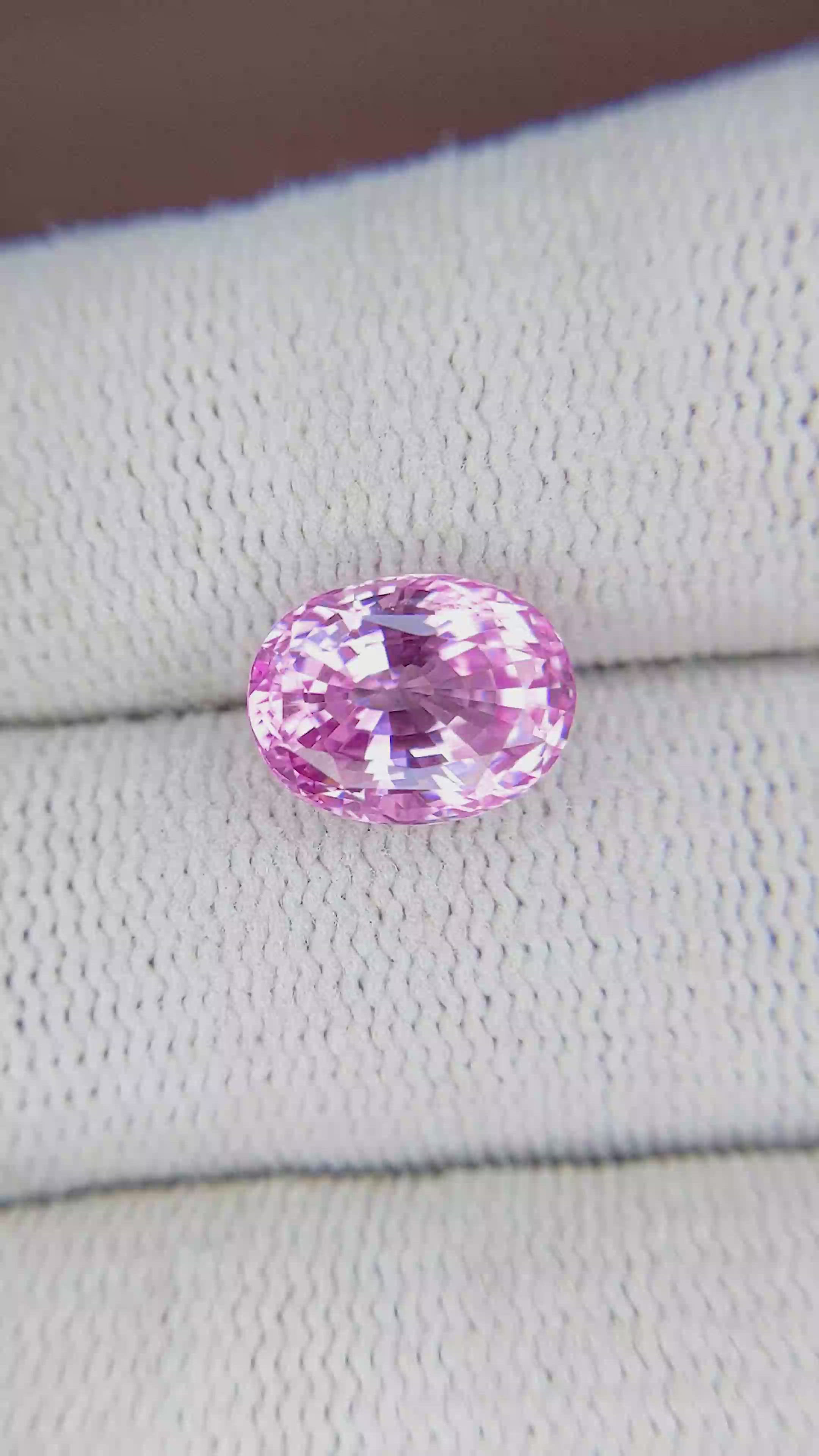 4.25 Ct. Pink Sapphire from Ceylon (Sri Lanka) Size Video