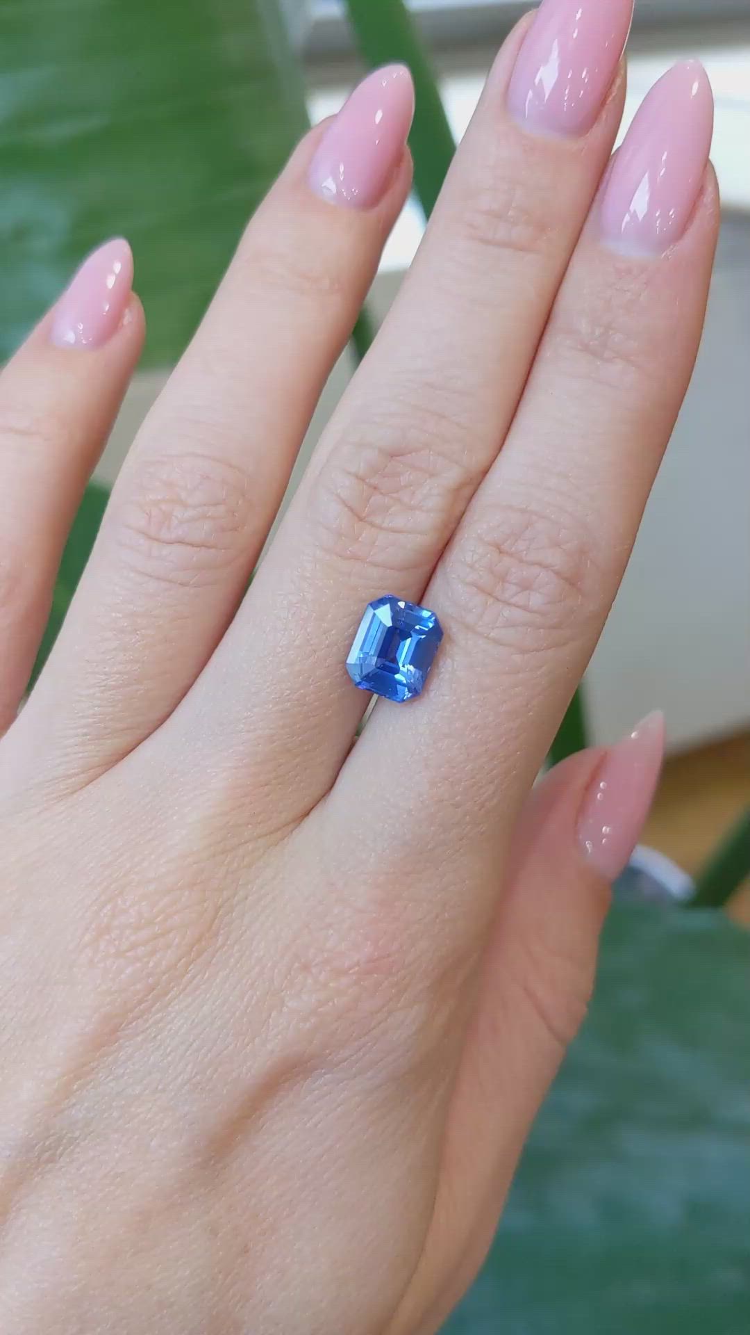 3.51 Ct. Blue Sapphire from Ceylon (Sri Lanka) Size Video