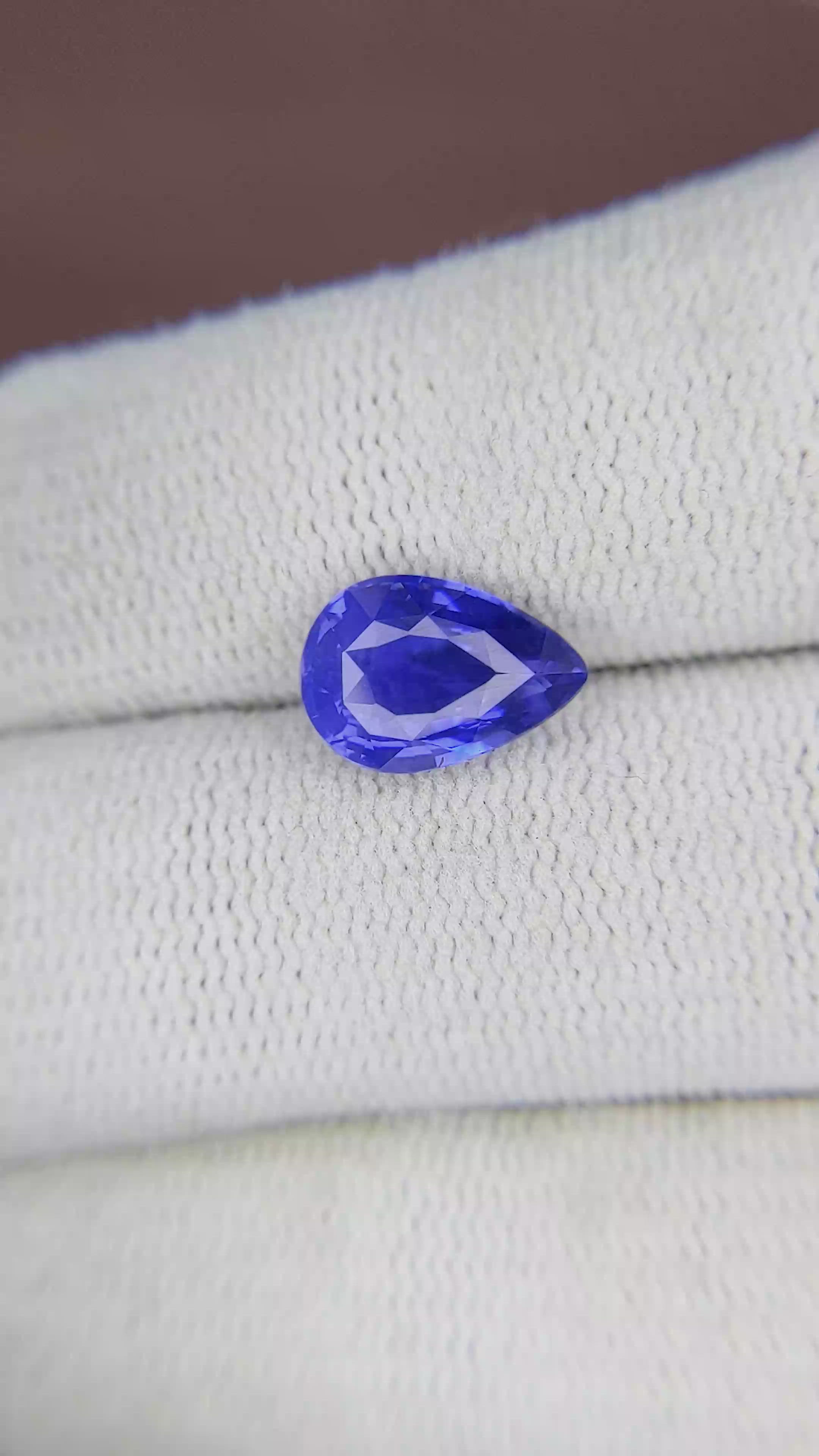 3.02 Ct. Blue Sapphire from Ceylon (Sri Lanka) Size Video