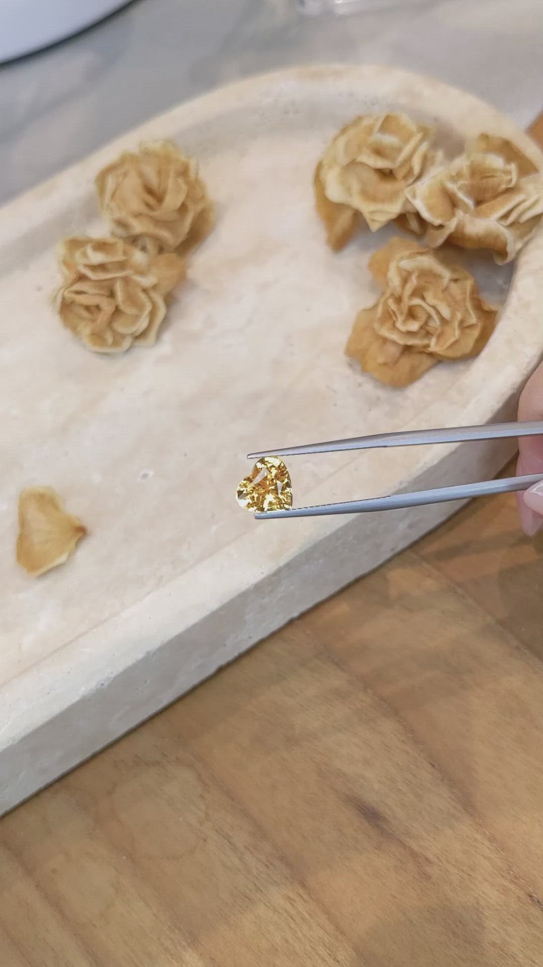 2.57 Ct. Orangish Yellow Sapphire from Ceylon (Sri Lanka) Size Video