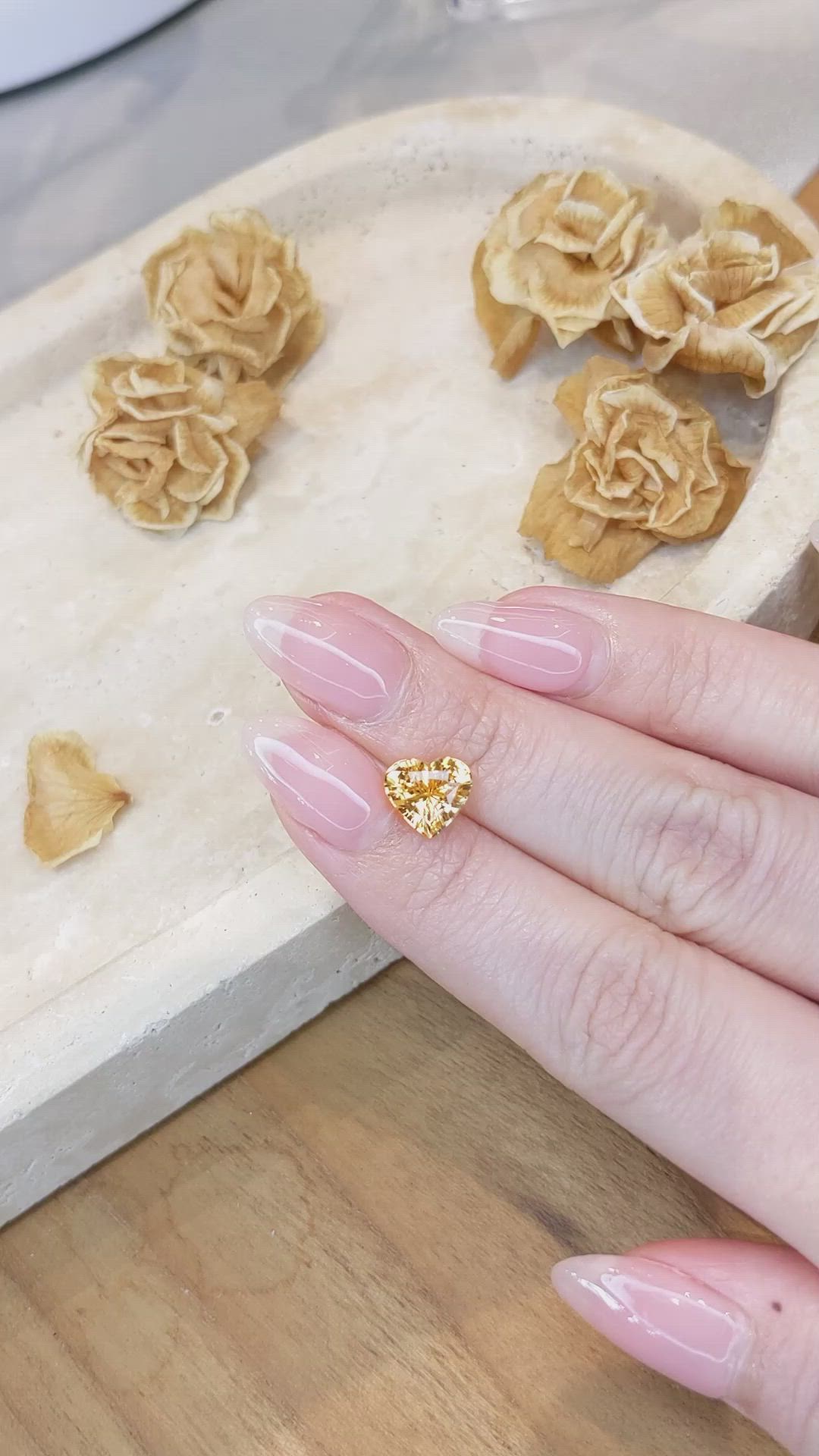 2.57 Ct. Orangish Yellow Sapphire from Ceylon (Sri Lanka) Size Video