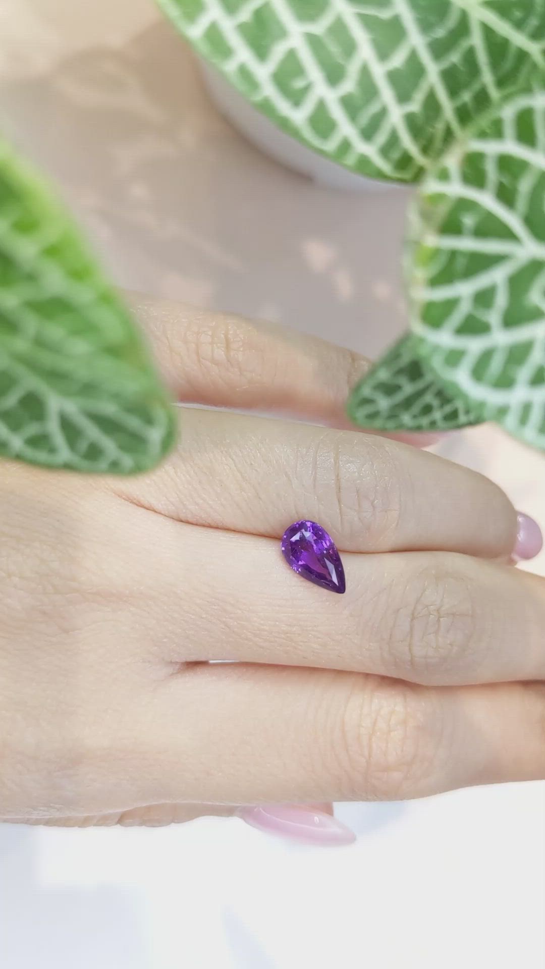 2.10 Ct. Purple Sapphire from Ceylon (Sri Lanka) Size Video