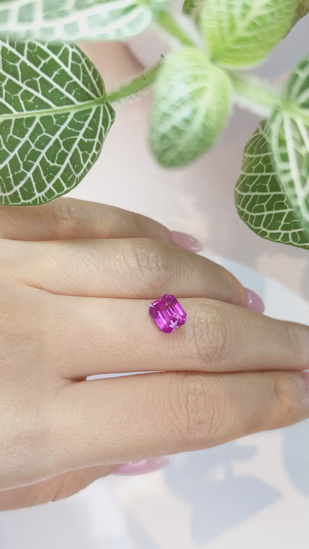 2.67 Ct. Pink Sapphire from Ceylon (Sri Lanka) Size Video