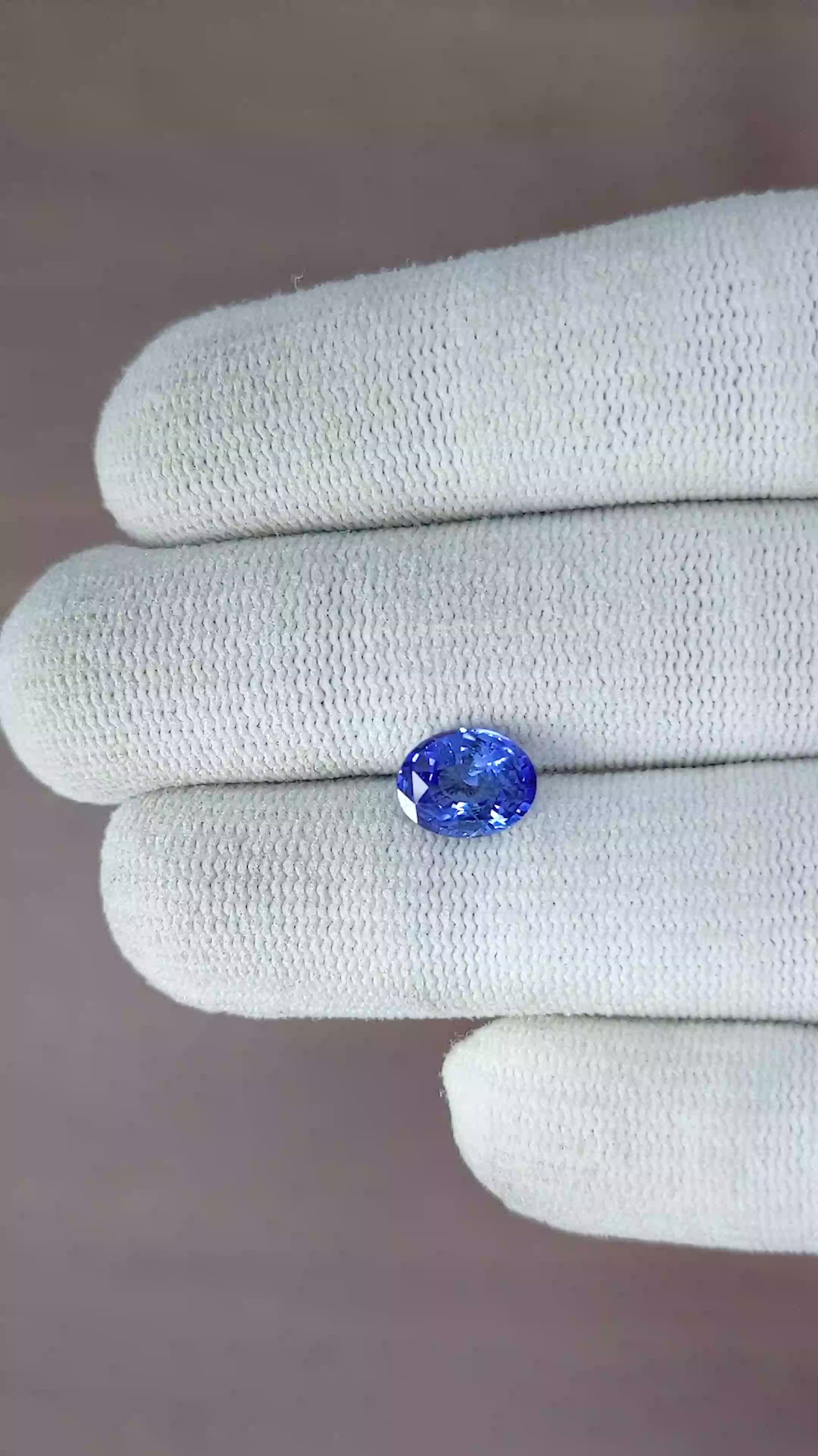 2.00 Ct. Blue Sapphire from Ceylon (Sri Lanka) Size Video