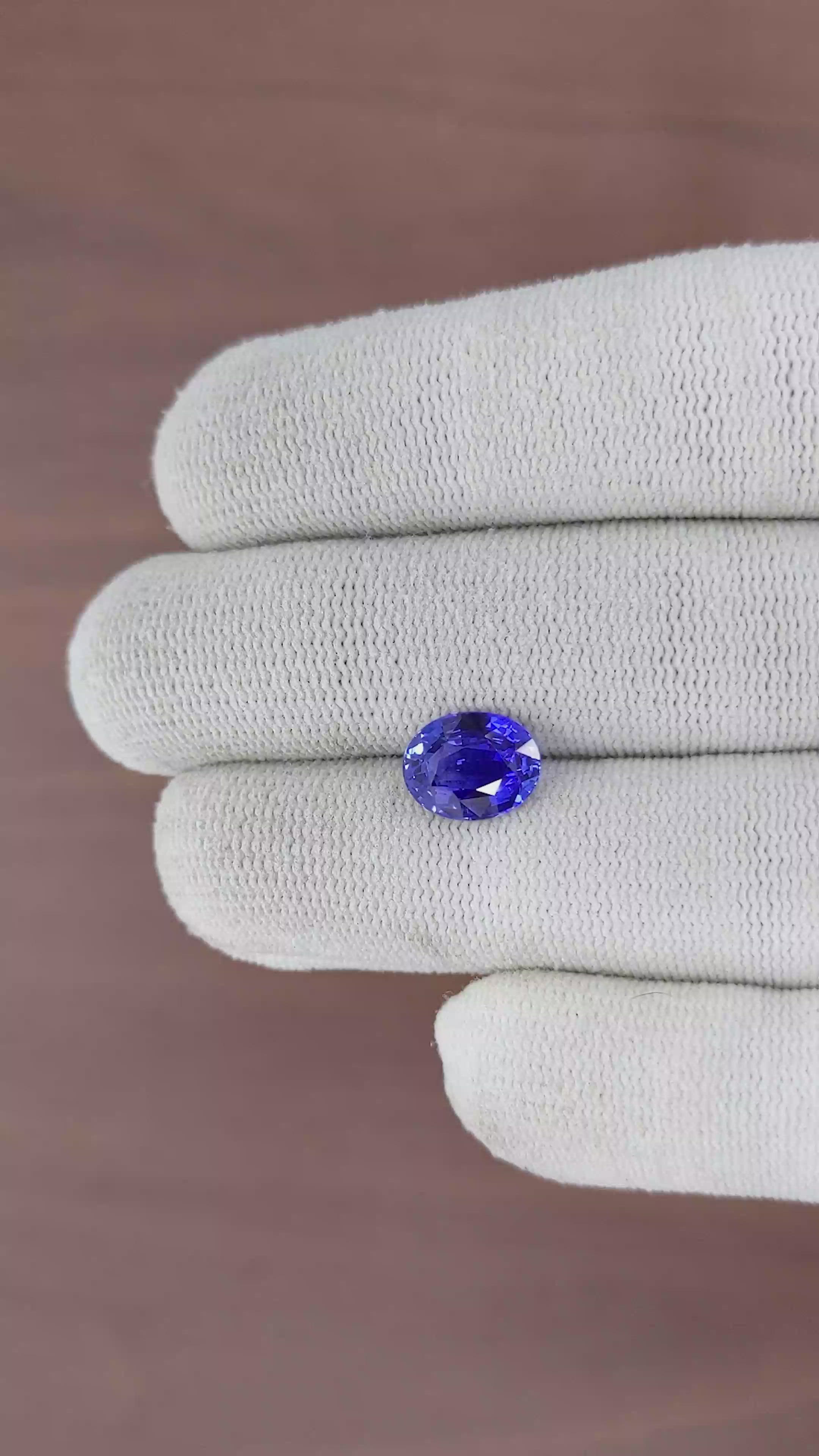 3.03 Ct. Blue Sapphire from Ceylon (Sri Lanka) Size Video