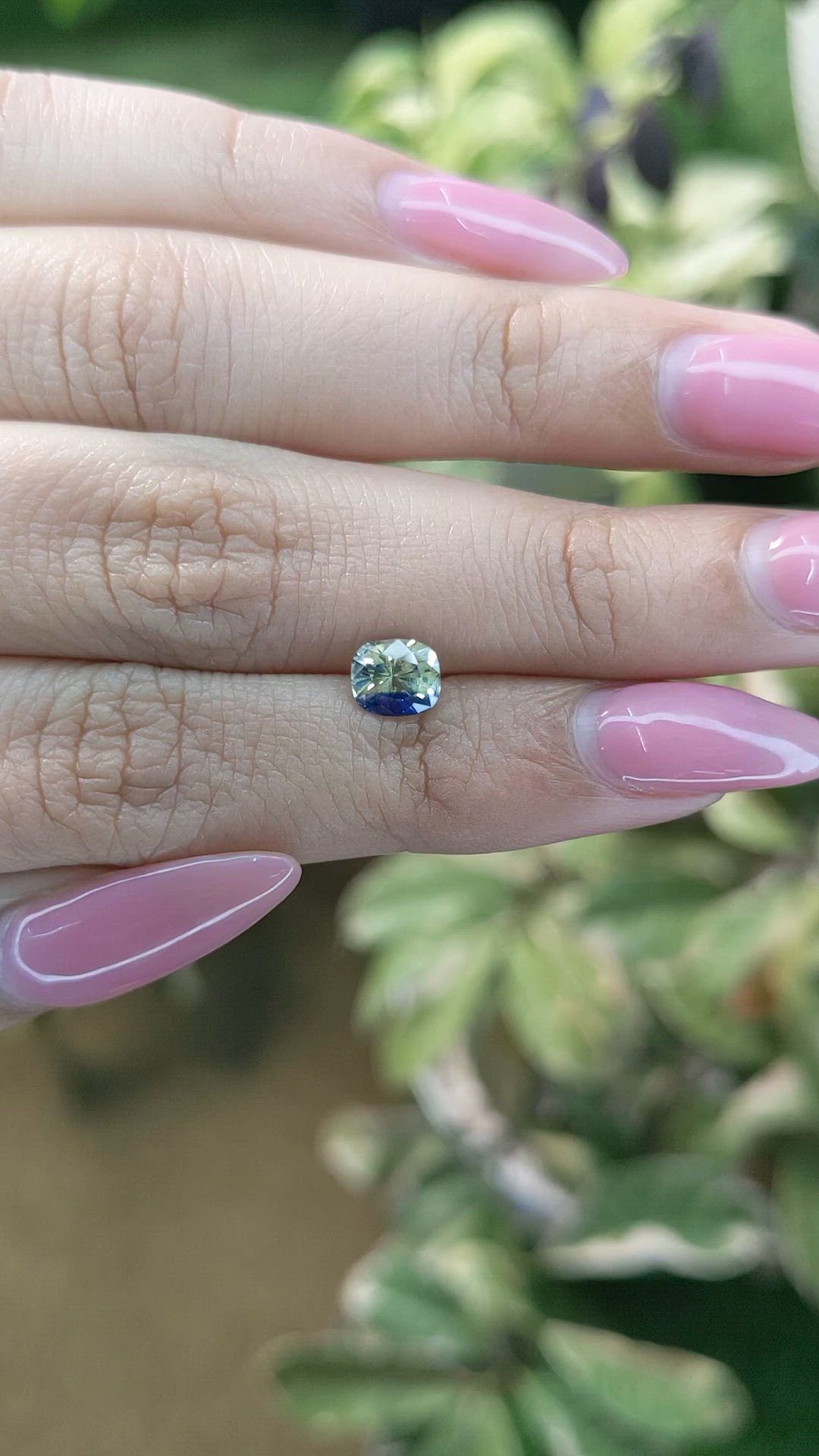 1.19 Ct. Bi Color Sapphire from Ceylon (Sri Lanka) Size Video