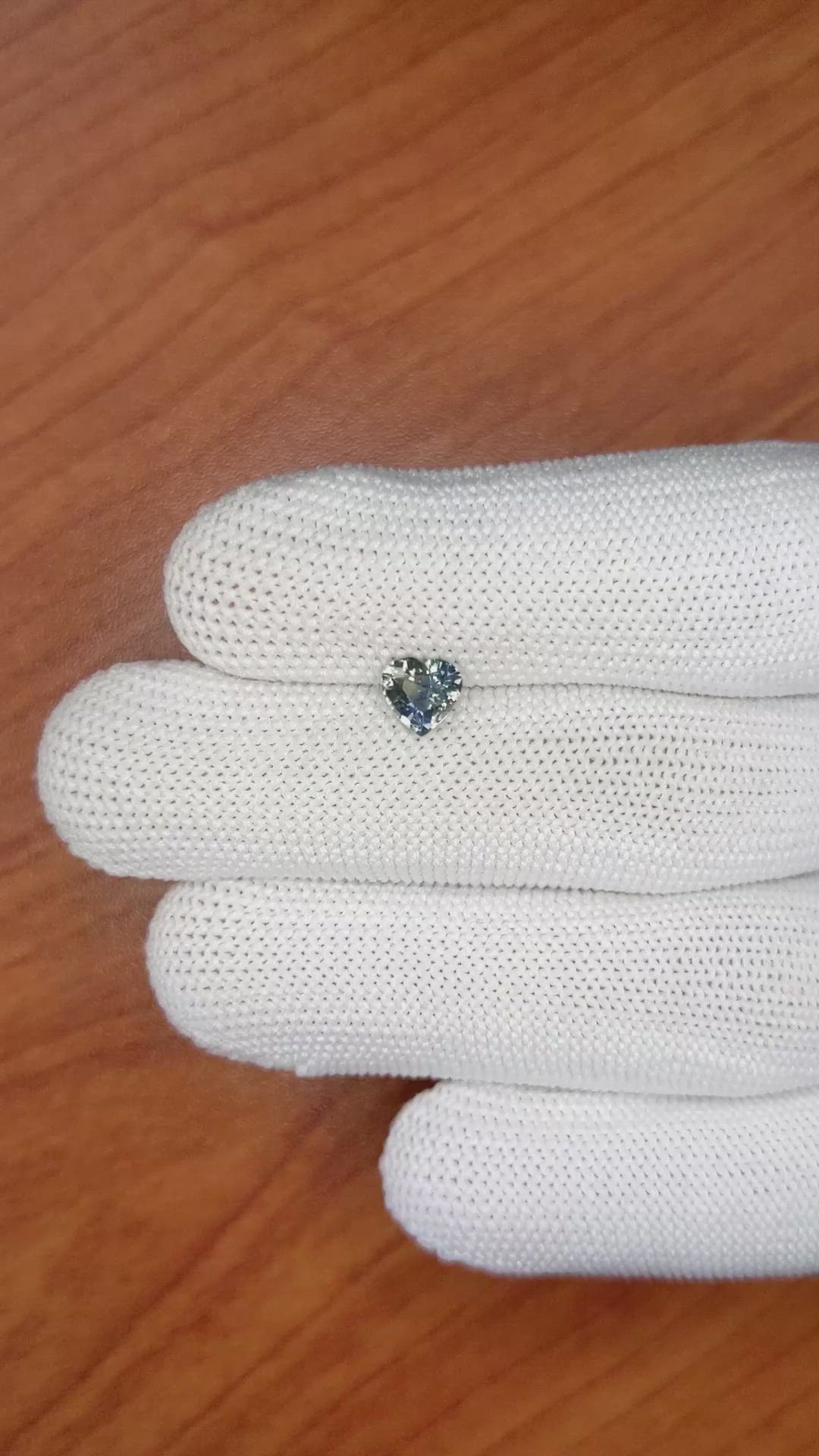 1.02 Ct. Bi Color Sapphire from Ceylon (Sri Lanka) Size Video
