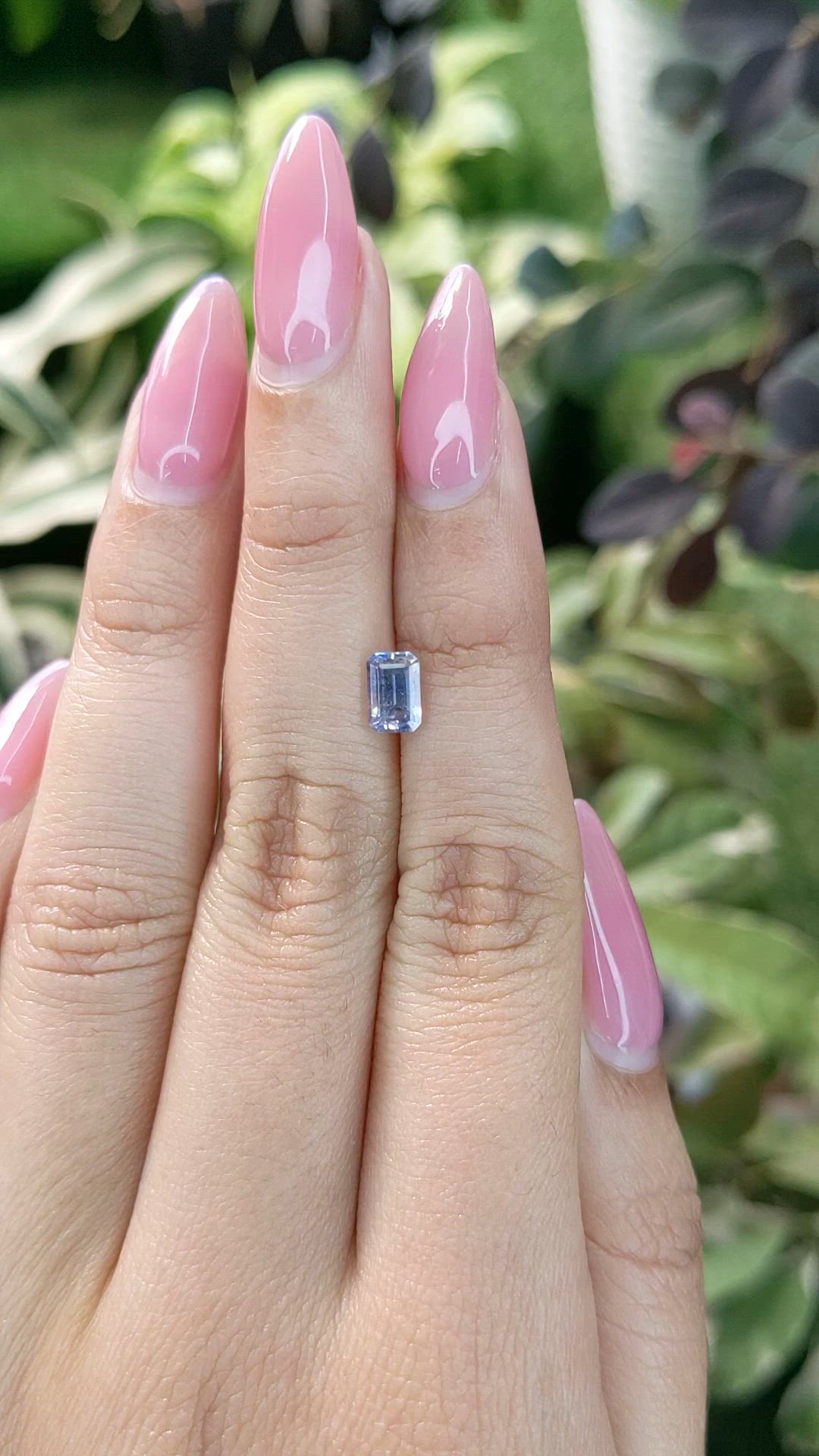 1.06 Ct. Bi Color Sapphire from Ceylon (Sri Lanka) Size Video