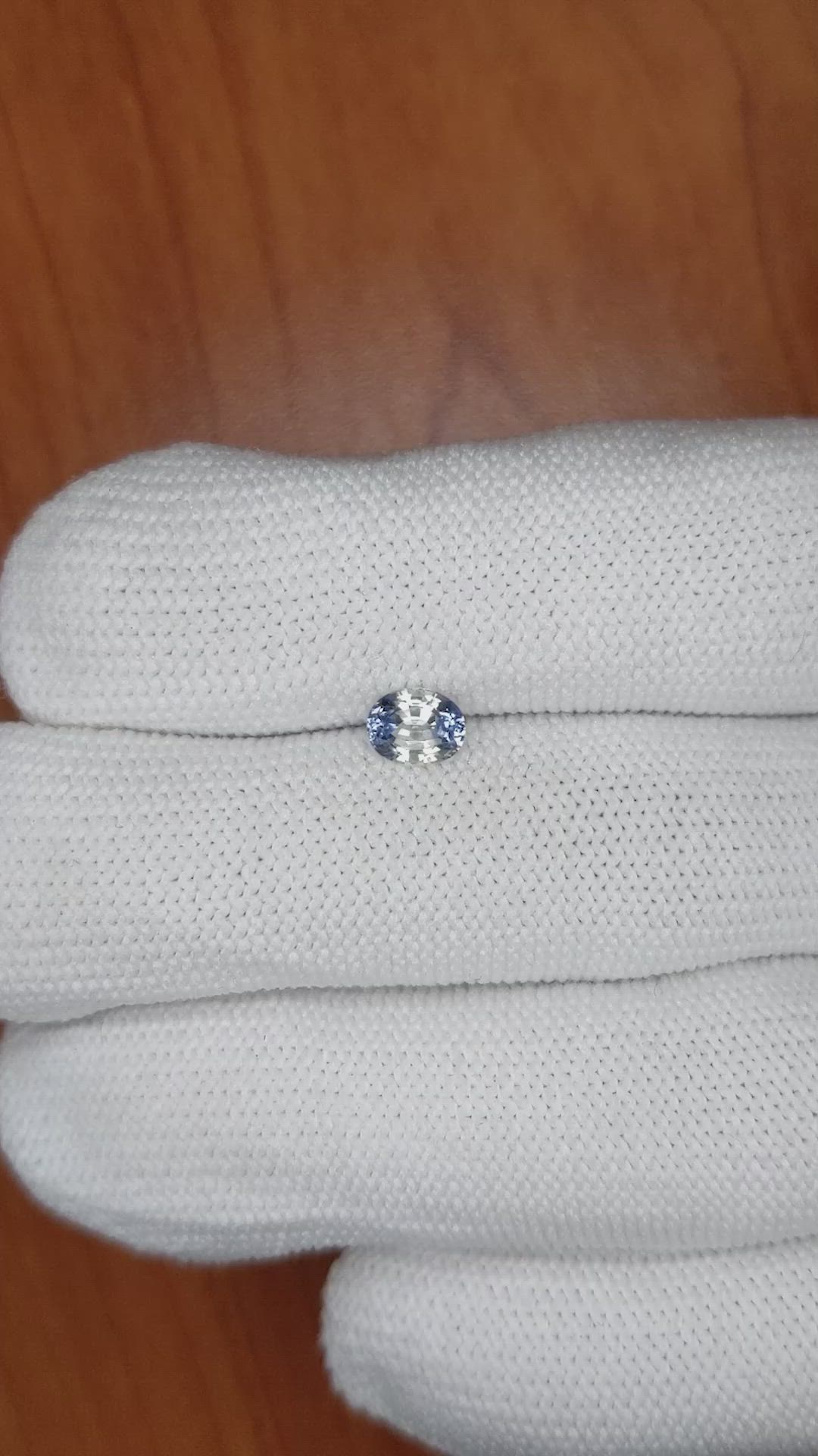 0.78 Ct. Bi Color Sapphire from Ceylon (Sri Lanka) Size Video