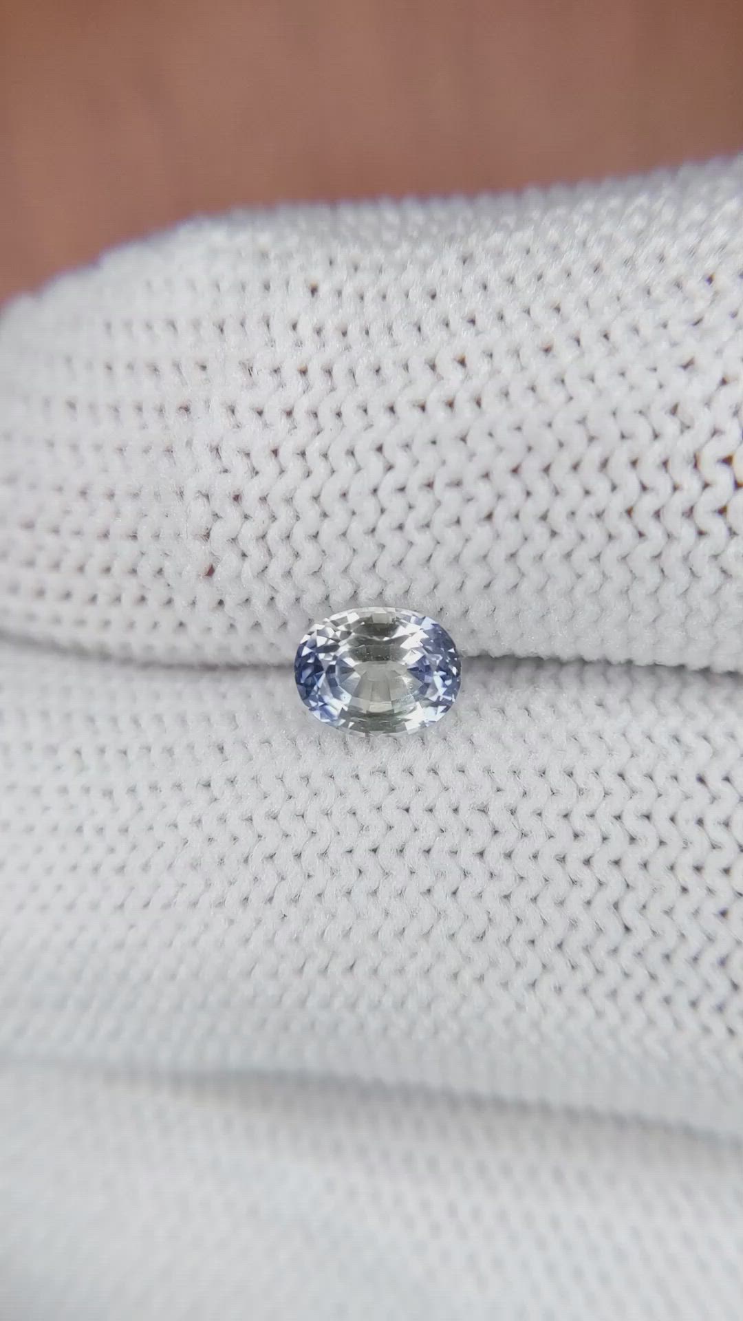 0.78 Ct. Bi Color Sapphire from Ceylon (Sri Lanka) Size Video