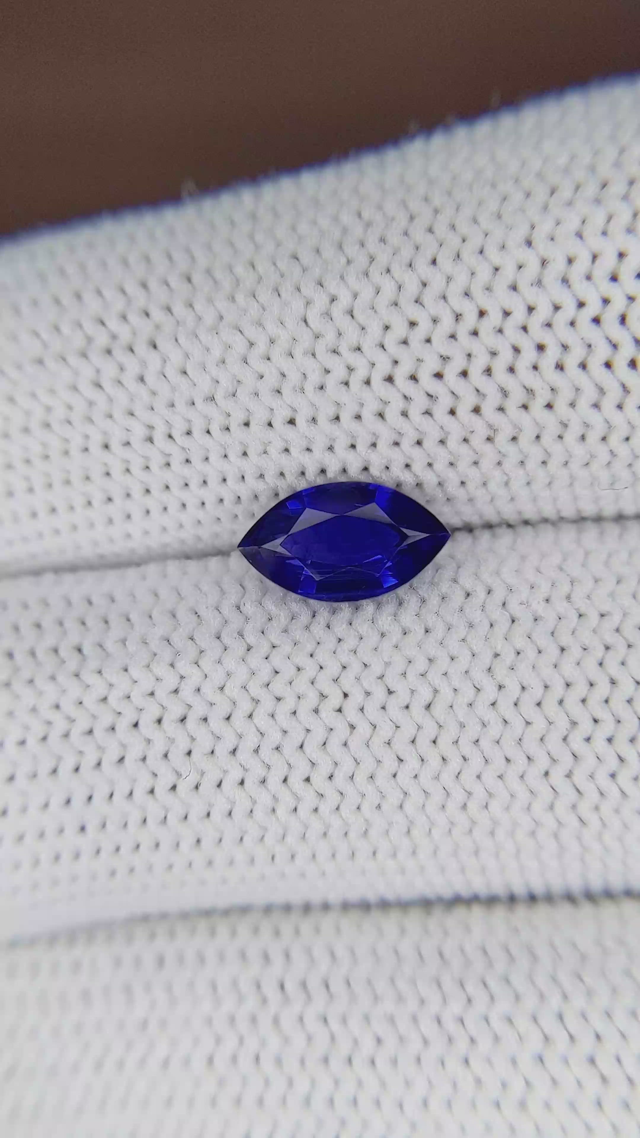 1.34 Ct. Blue Sapphire from Ceylon (Sri Lanka) Size Video