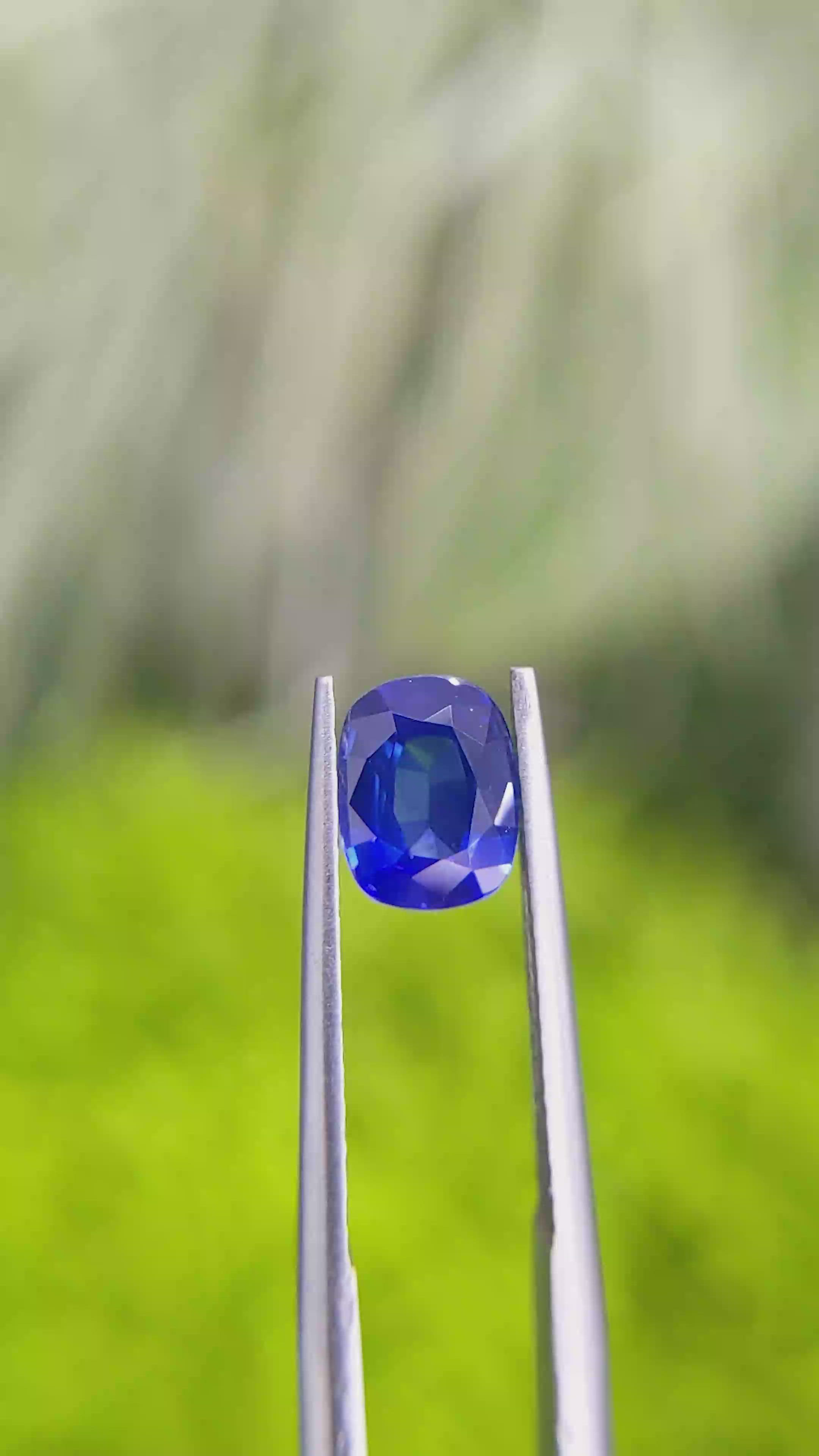 1.27 Ct. Blue Sapphire from Ceylon (Sri Lanka) Size Video