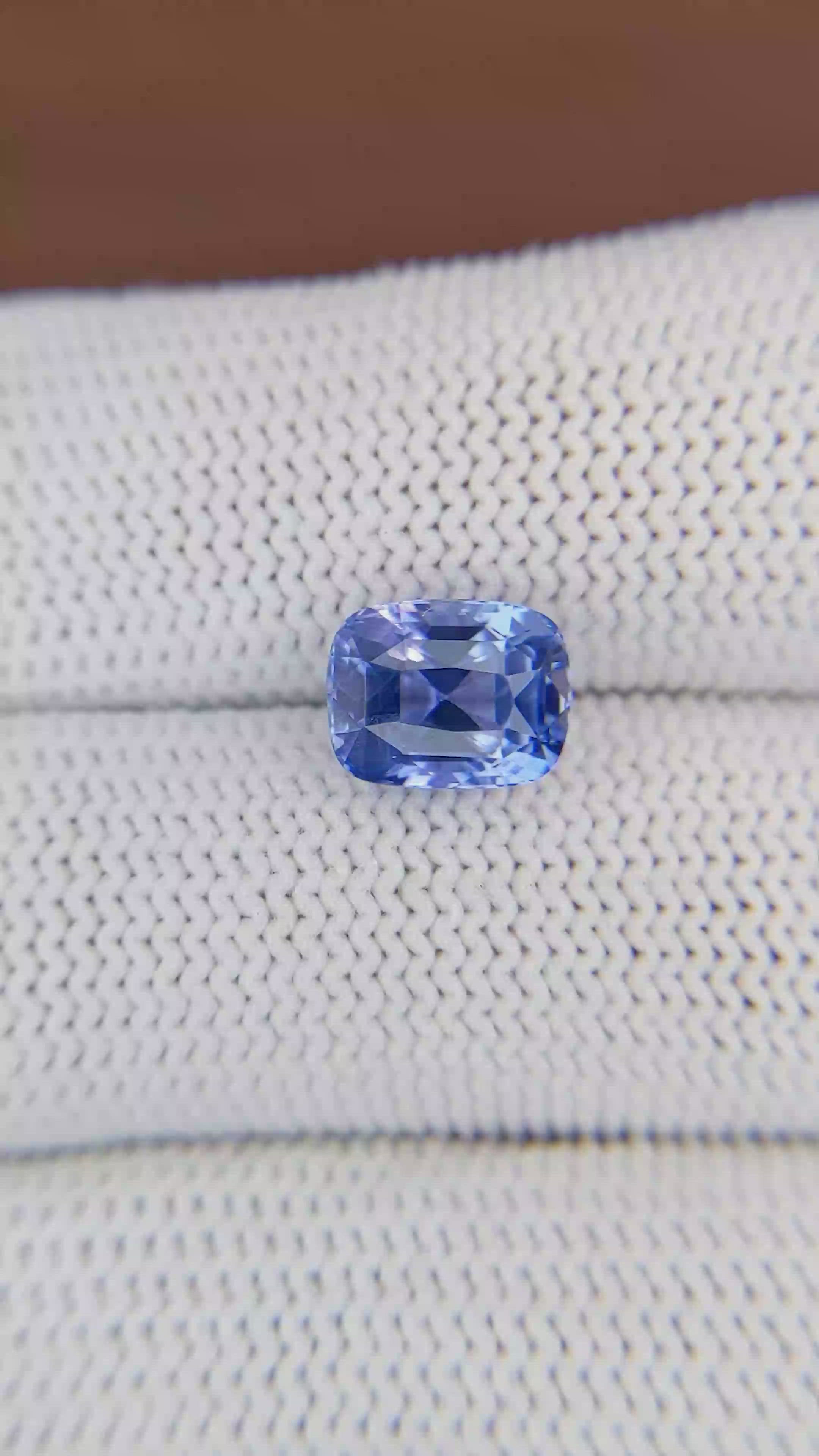 3.65 Ct. Blue Sapphire from Ceylon (Sri Lanka) Size Video