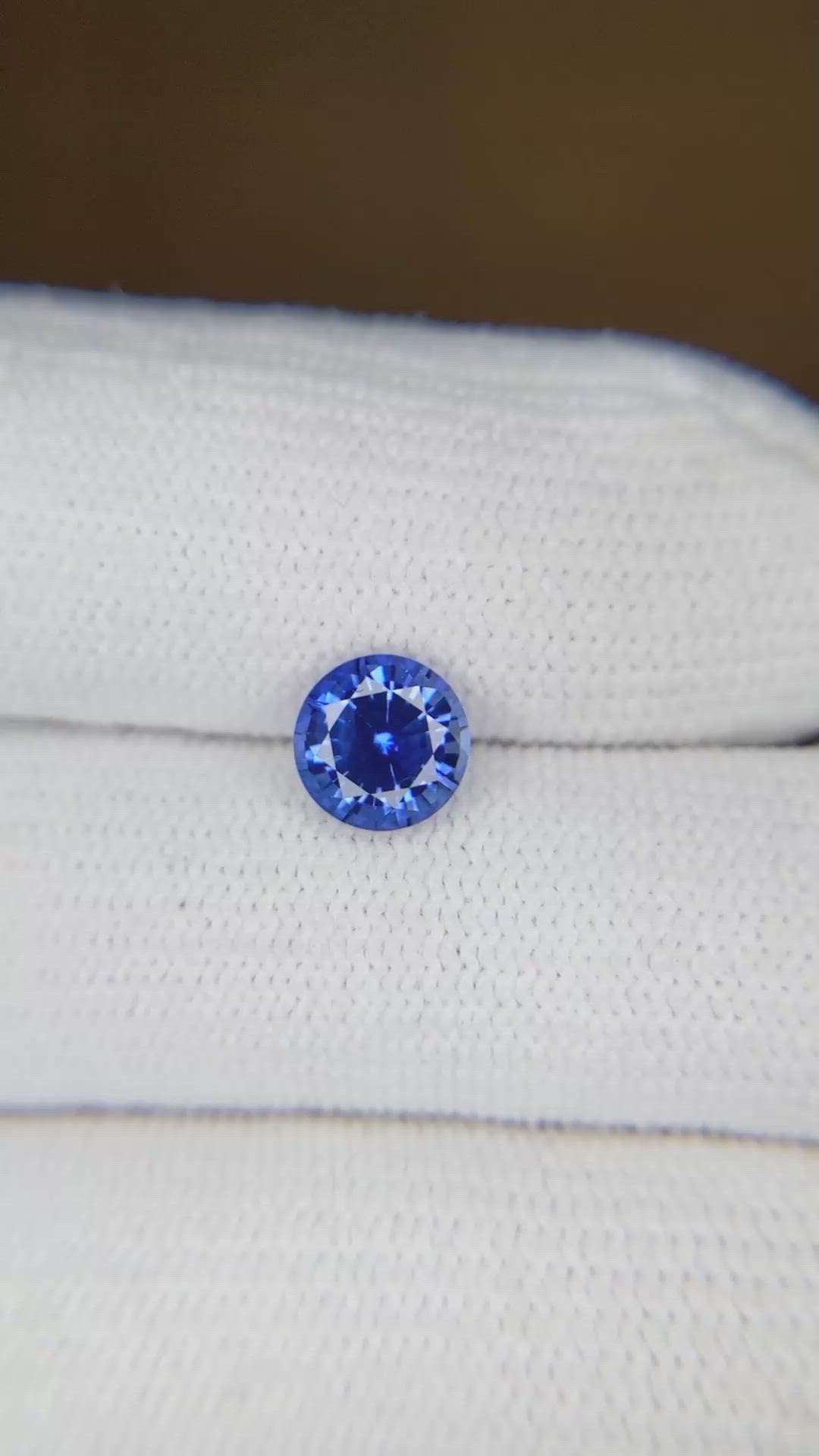 1.33 Ct. Blue Sapphire from Ceylon (Sri Lanka) Size Video
