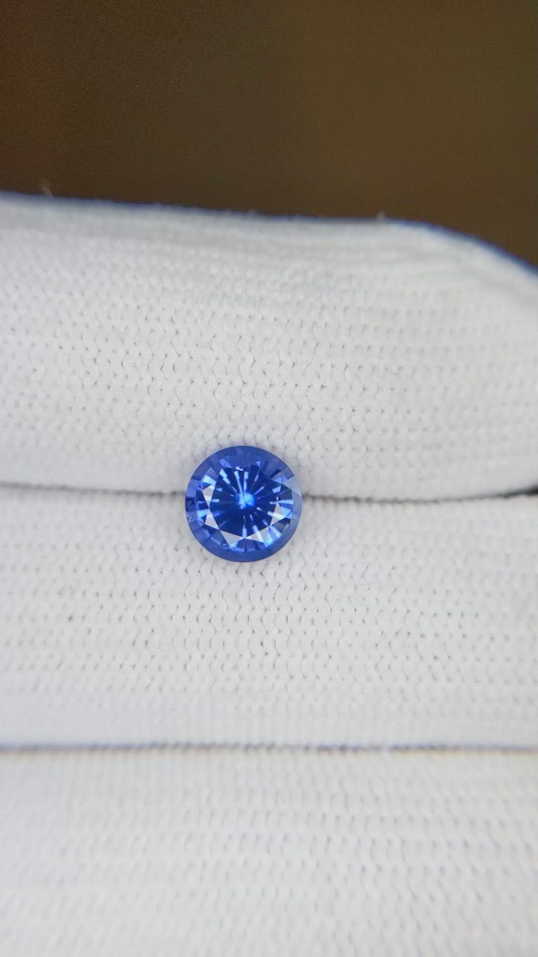 1.27 Ct. Blue Sapphire from Ceylon (Sri Lanka) Size Video