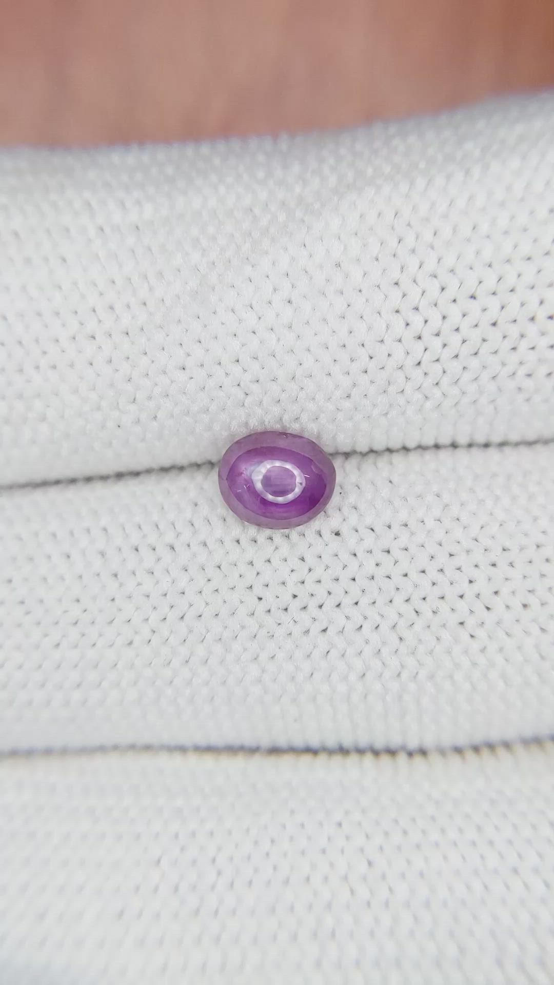 1.00 Ct. Pinkish Purple Star Sapphire from Ceylon (Sri Lanka) Size Video