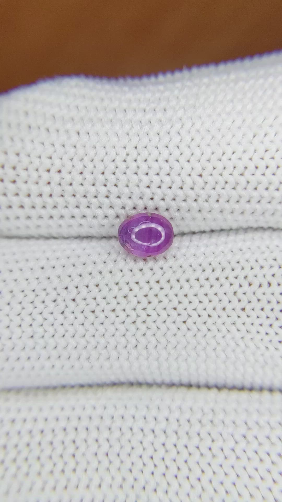 0.86 Ct. Pinkish Purple Star Sapphire from Ceylon (Sri Lanka) Size Video