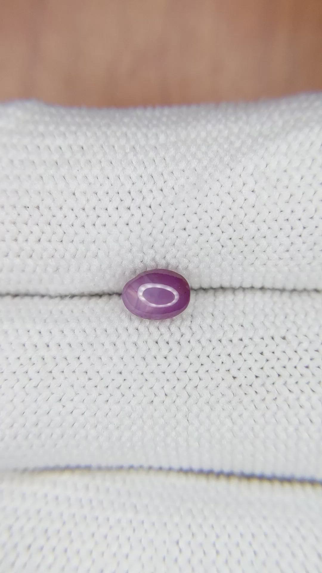0.92 Ct. Pinkish Purple Star Sapphire from Ceylon (Sri Lanka) Size Video