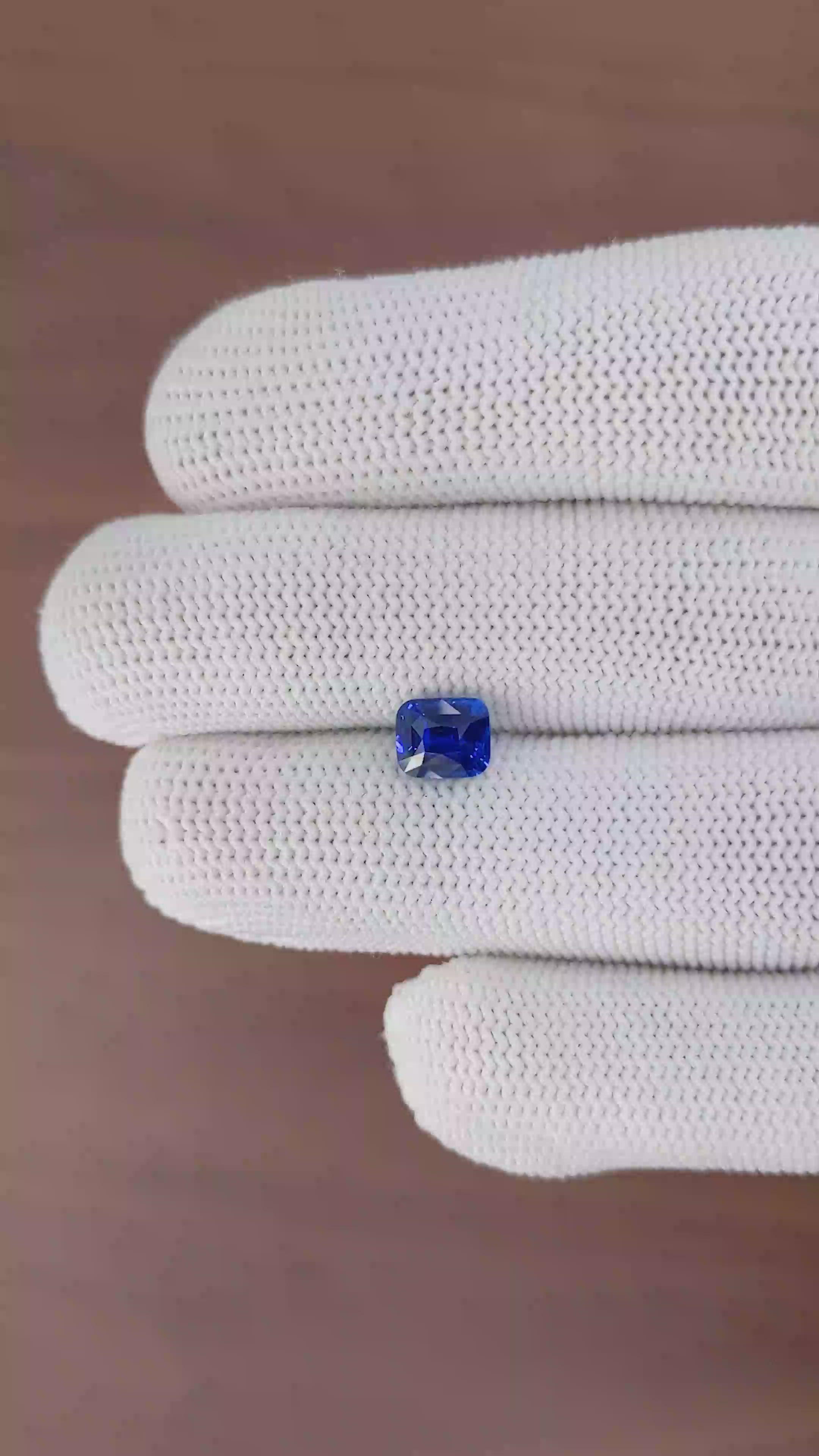 1.56 Ct. Blue Sapphire from Ceylon (Sri Lanka) Size Video