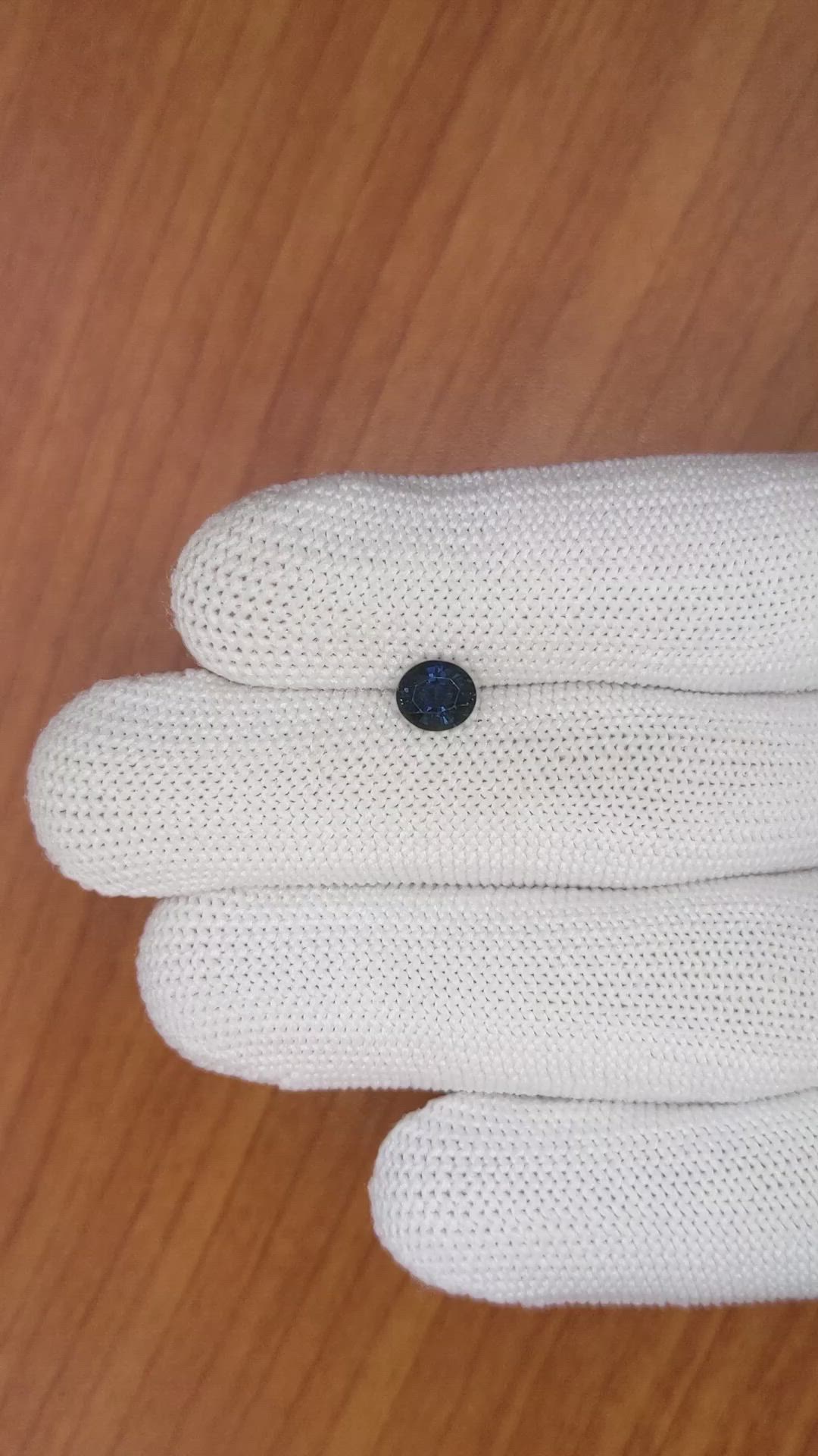 0.92 Ct. Greenish Blue Sapphire from Madagascar Size Video