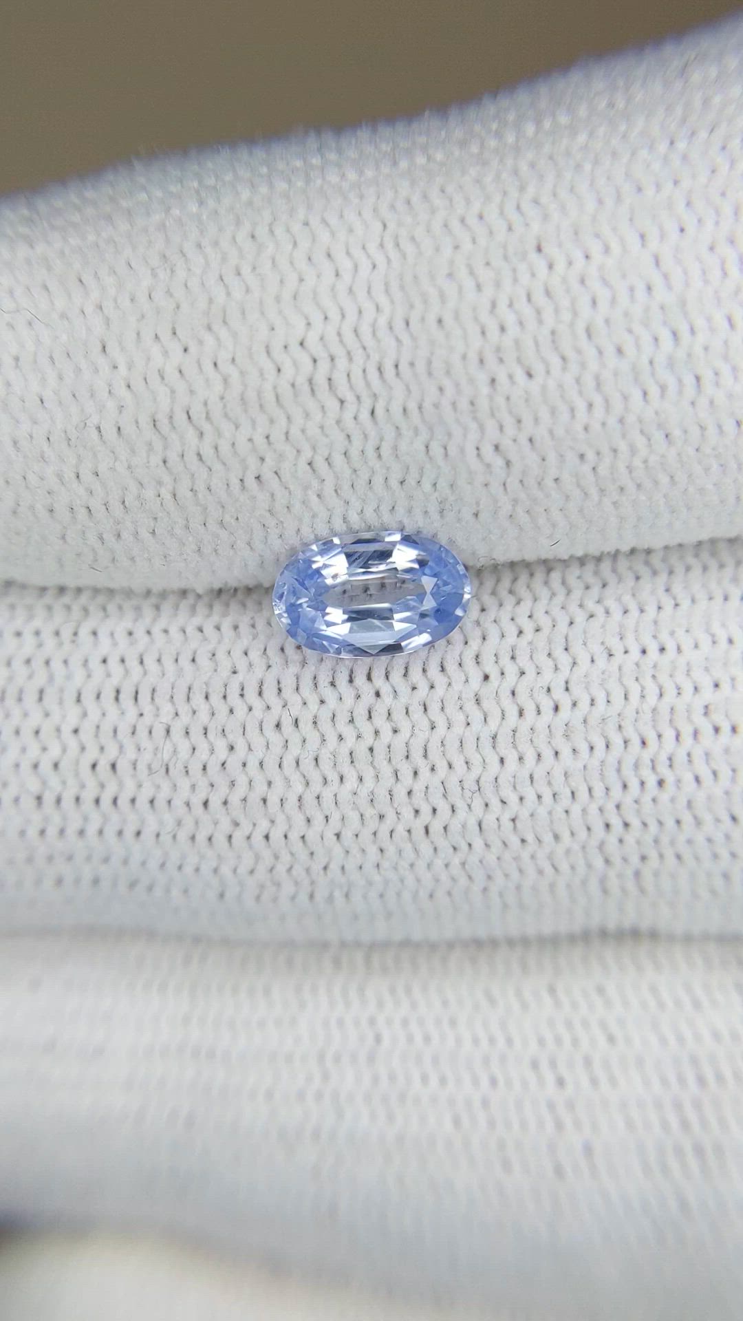 1.07 Ct. Blue Sapphire from Ceylon (Sri Lanka) Size Video