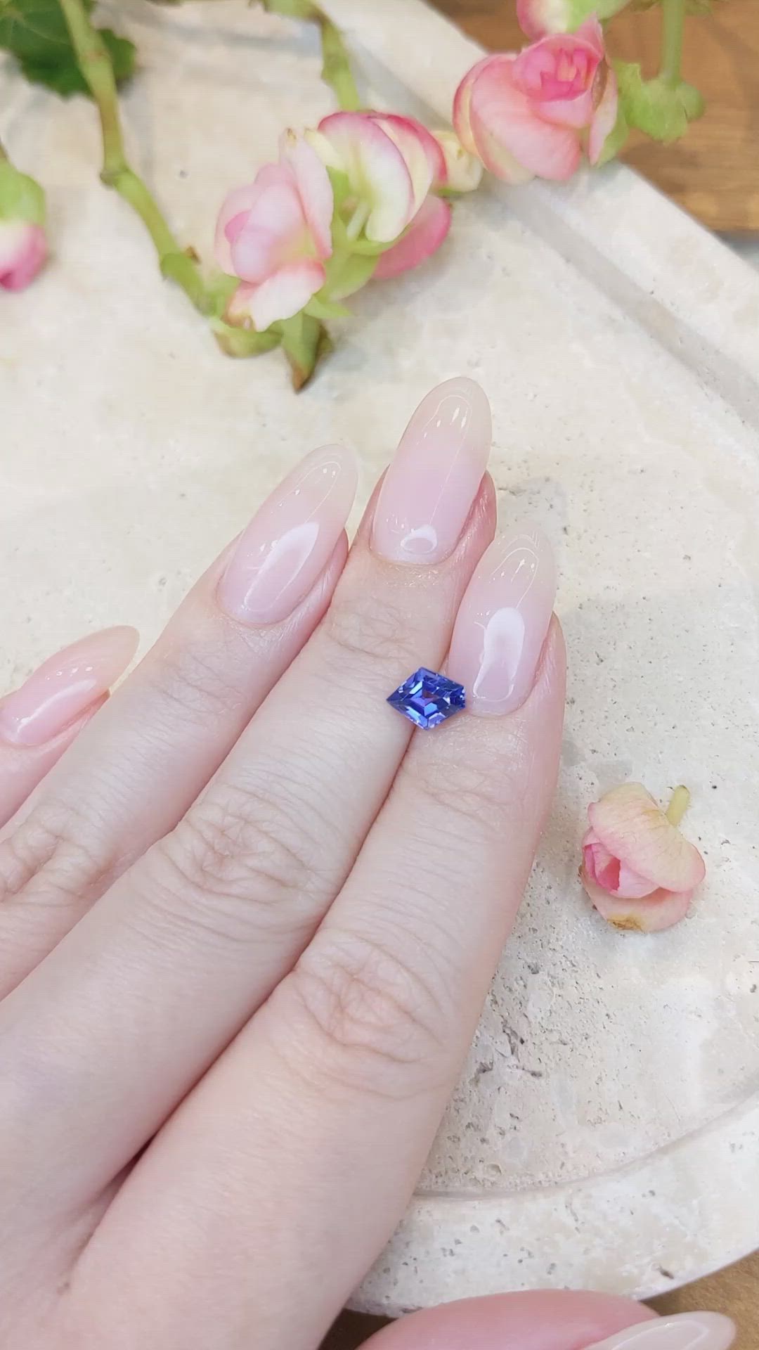 1.11 Ct. Blue Sapphire from Ceylon (Sri Lanka) Size Video