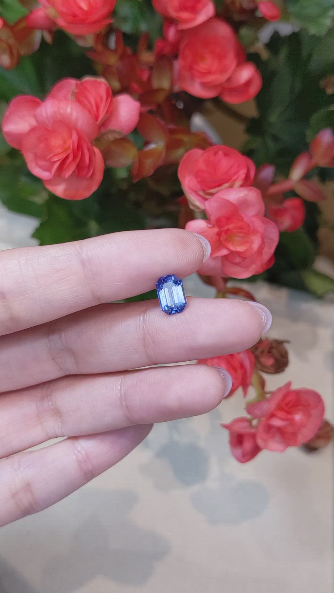 2.18 Ct. Blue Sapphire from Ceylon (Sri Lanka) Size Video