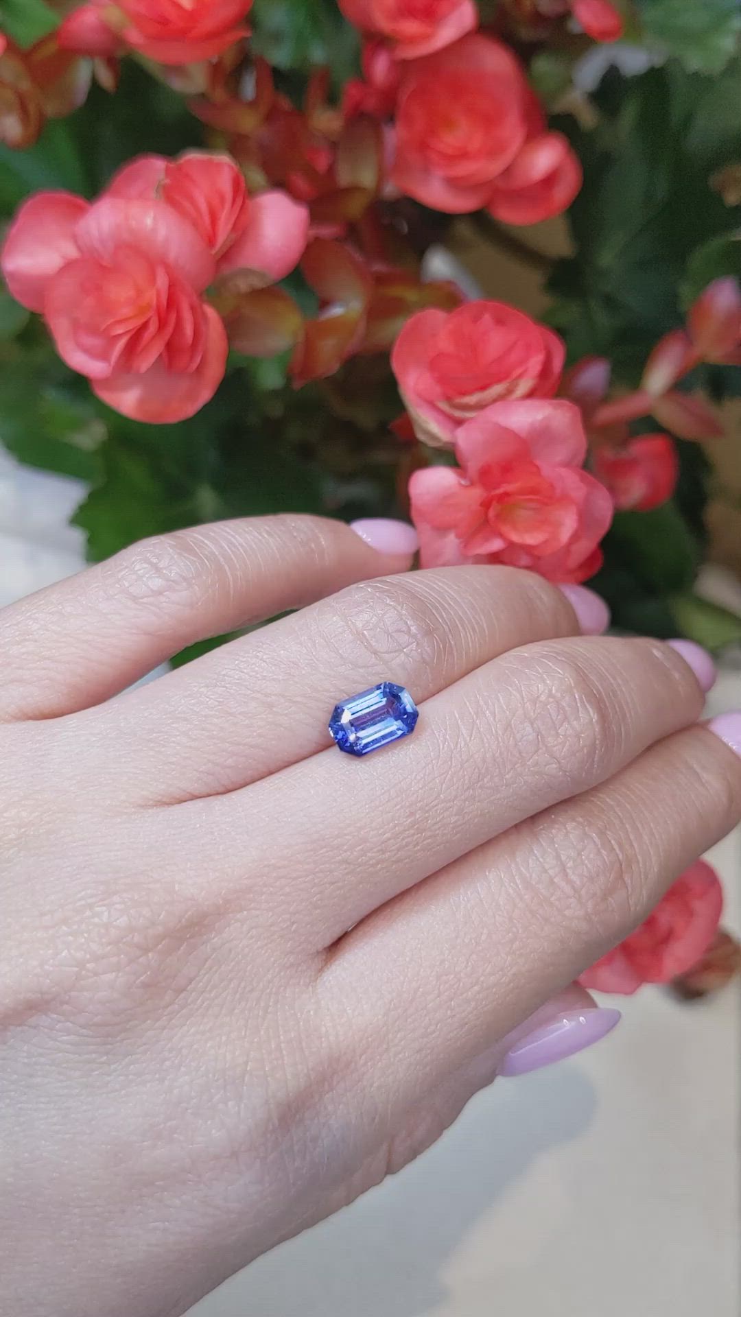 2.18 Ct. Blue Sapphire from Ceylon (Sri Lanka) Size Video