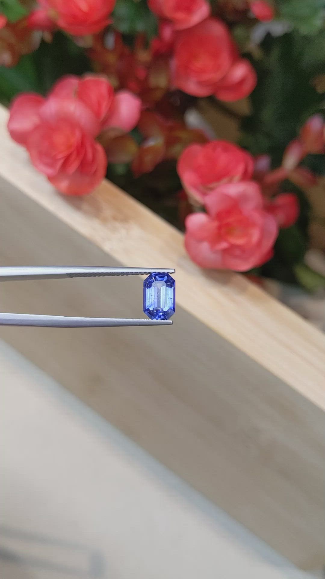 2.18 Ct. Blue Sapphire from Ceylon (Sri Lanka) Size Video