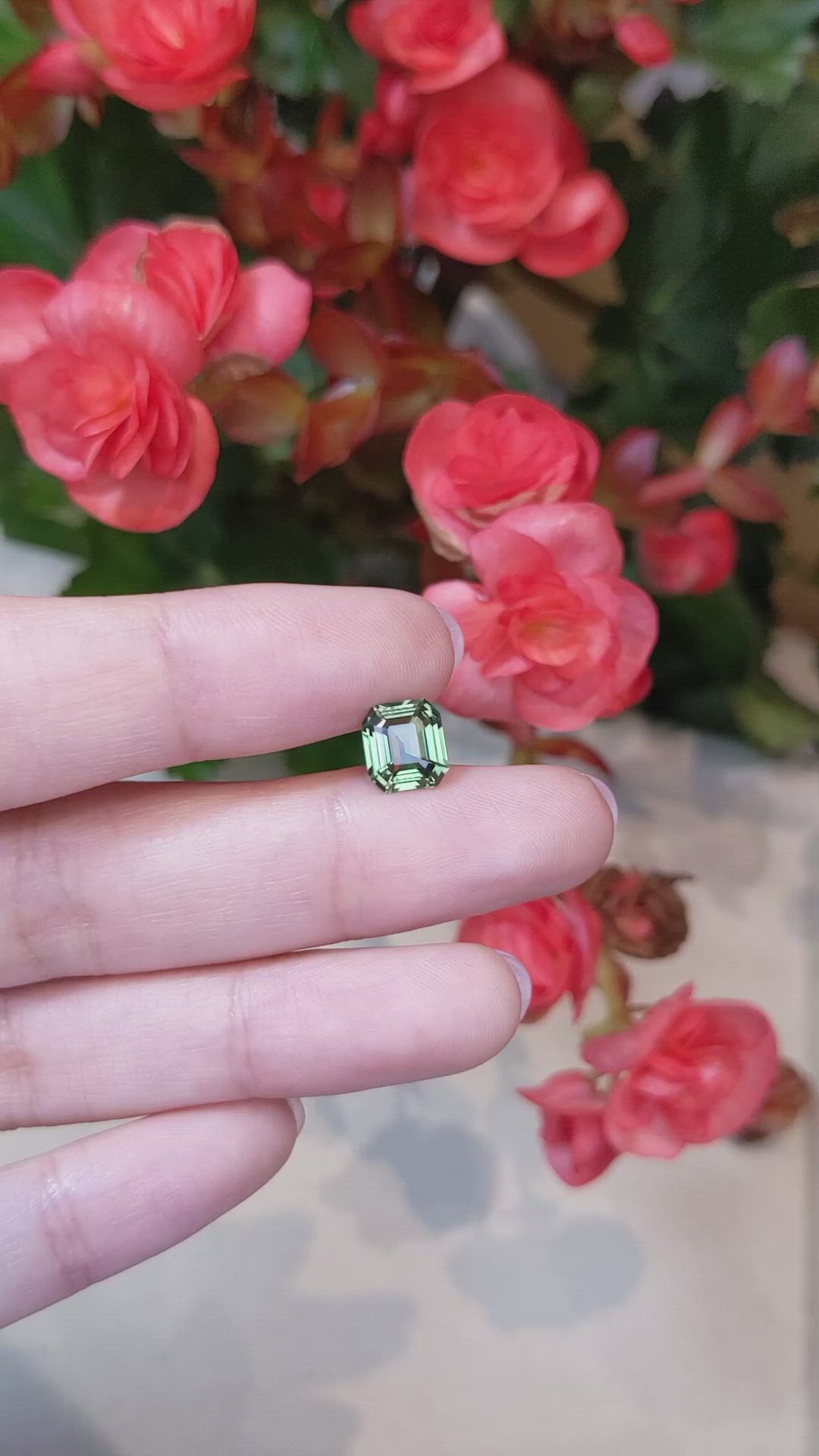 2.05 Ct. Green Sapphire from Ceylon (Sri Lanka) Size Video