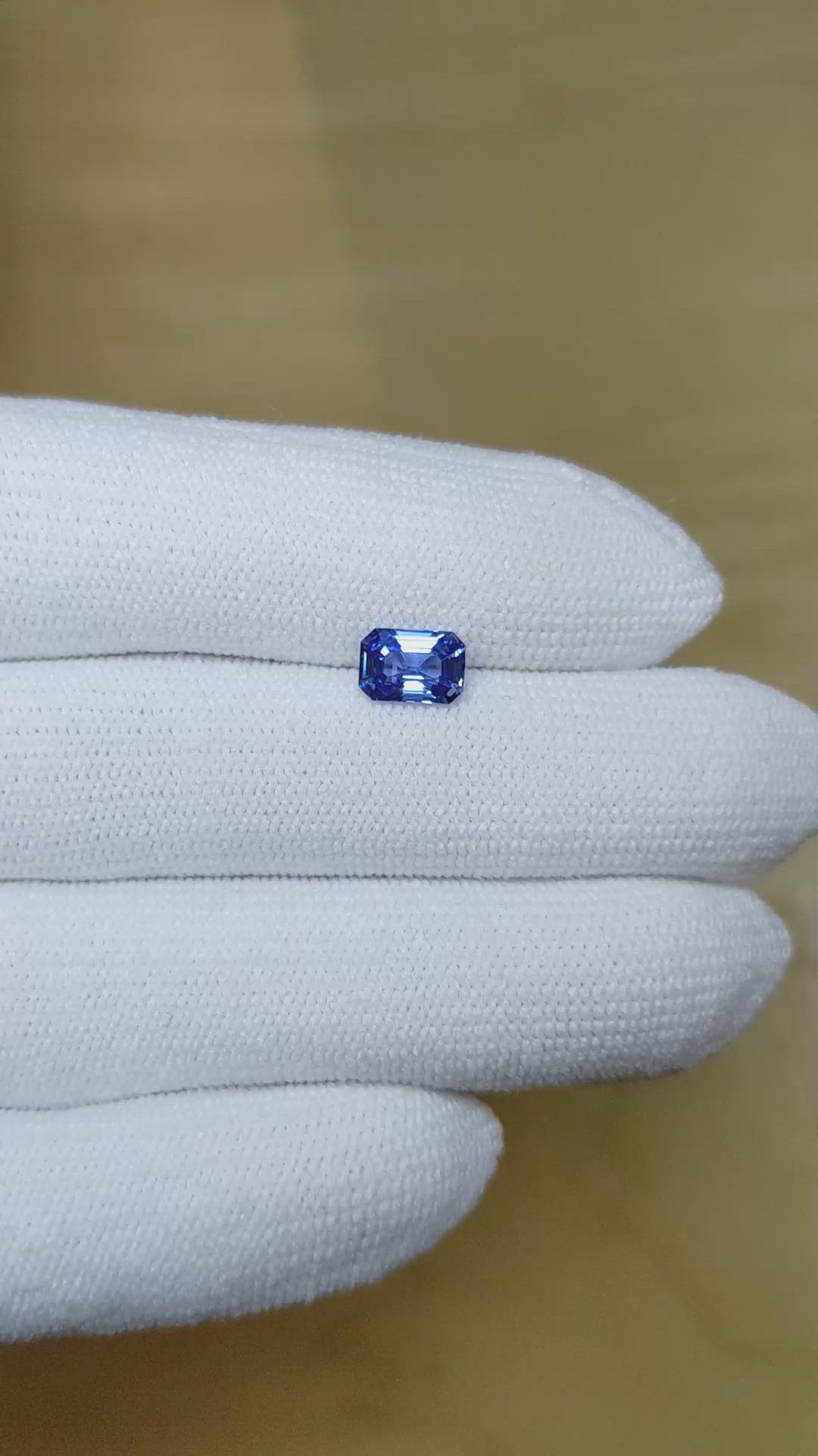 1.07 Ct. Blue Sapphire from Ceylon (Sri Lanka) Size Video