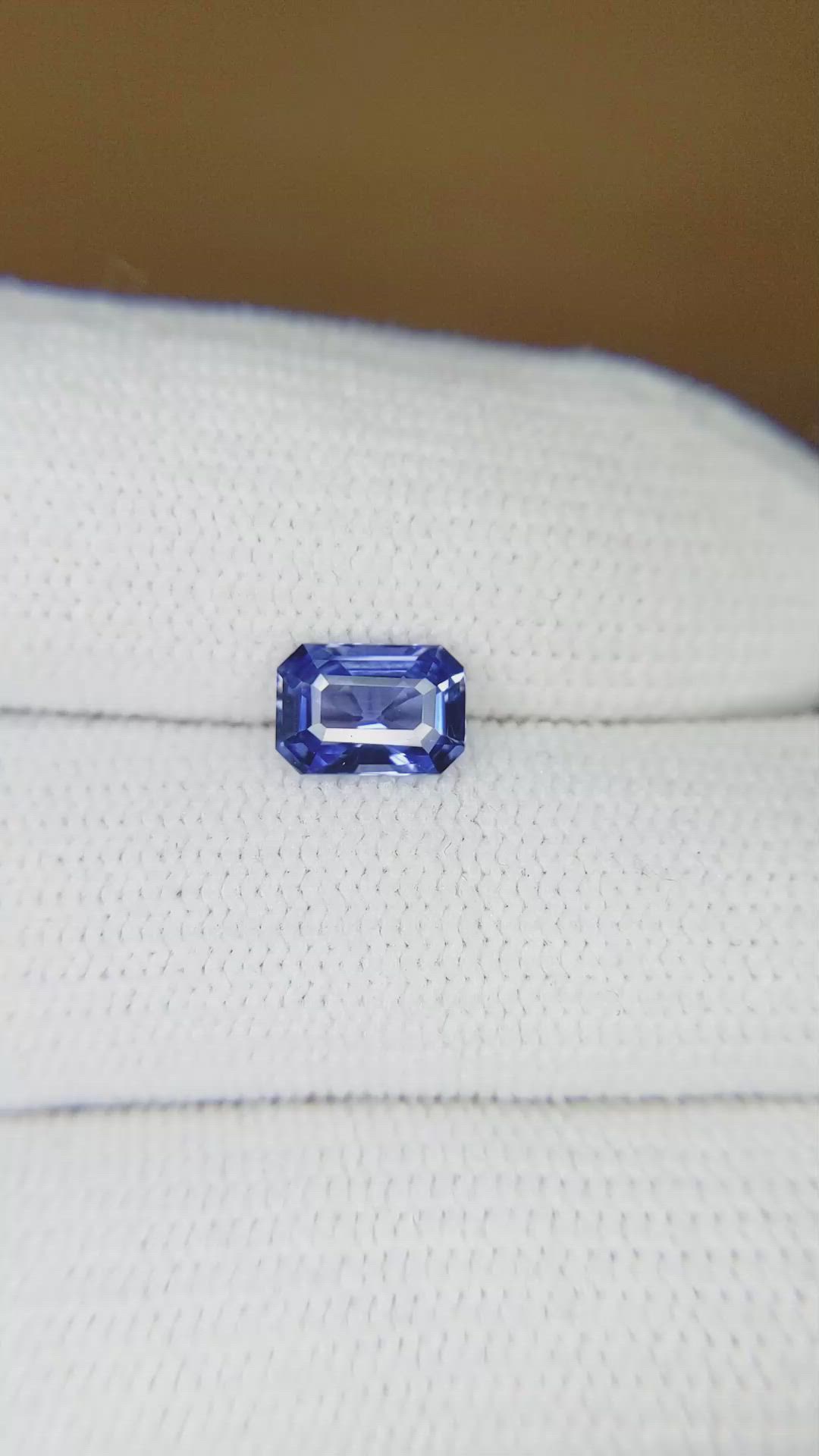 1.07 Ct. Blue Sapphire from Ceylon (Sri Lanka) Size Video