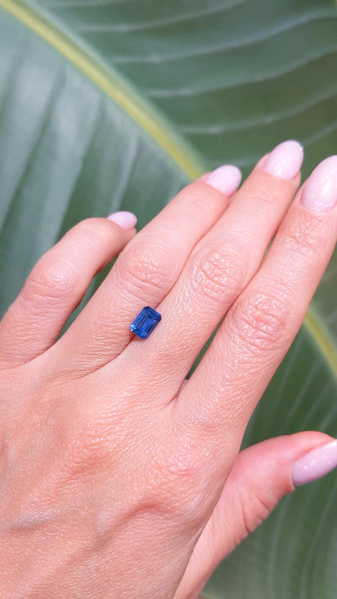 1.02 Ct. Blue Sapphire from Ceylon (Sri Lanka) Size Video