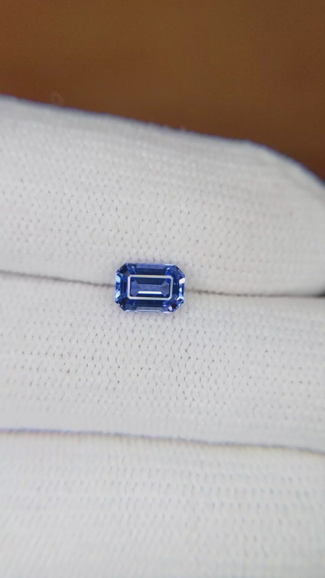 1.02 Ct. Blue Sapphire from Ceylon (Sri Lanka) Size Video