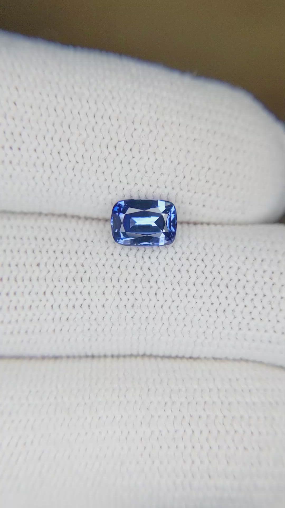 1.24 Ct. Blue Sapphire from Ceylon (Sri Lanka) Size Video