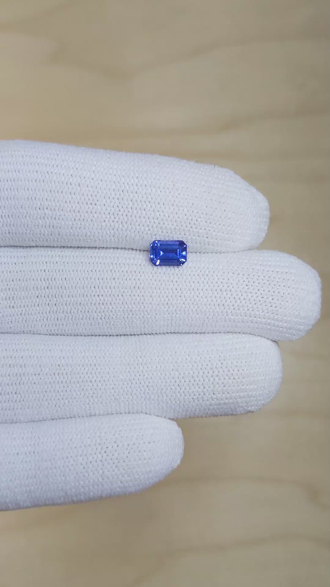 0.94 Ct. Blue Sapphire from Ceylon (Sri Lanka) Size Video