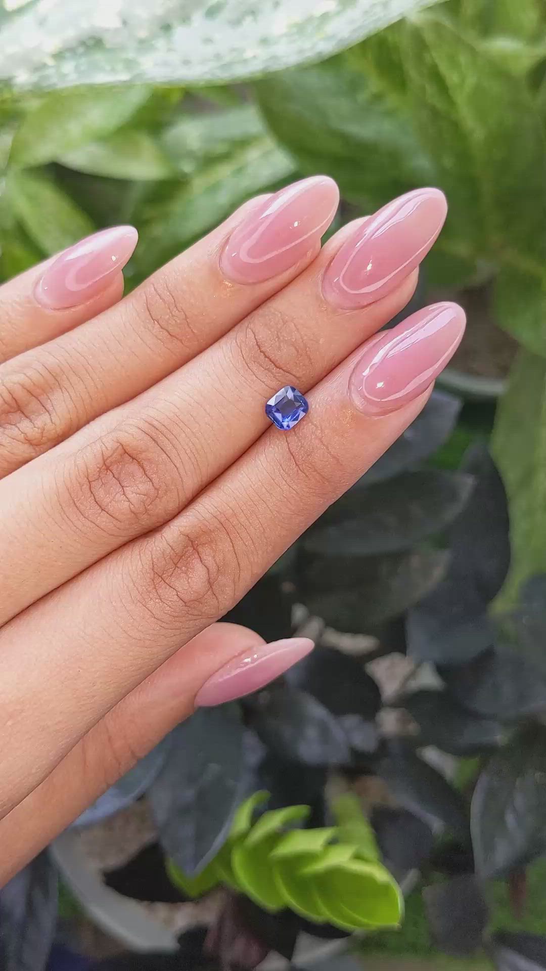 1.03 Ct. Blue Sapphire from Ceylon (Sri Lanka) Size Video